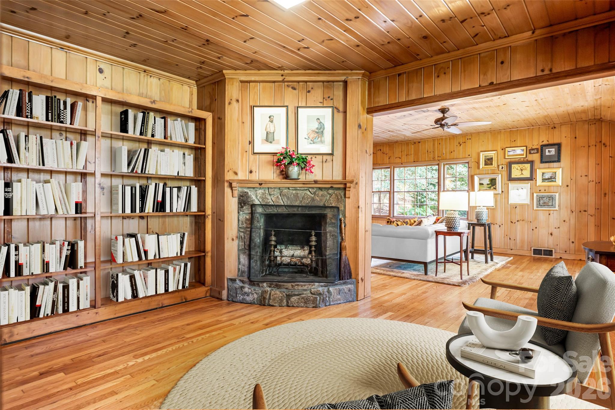15 Meadow Lane — Fairview