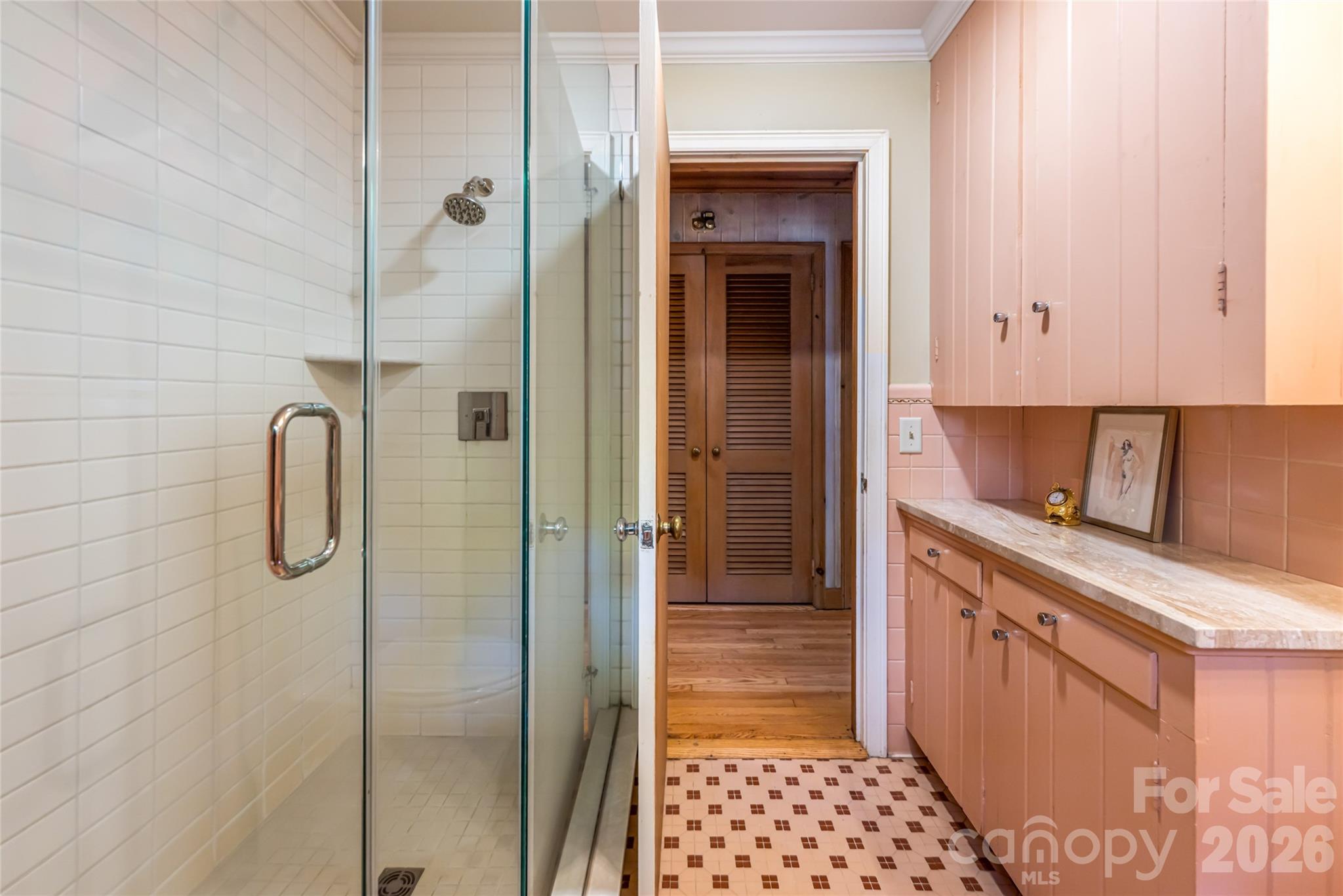 15 Meadow Lane — Fairview