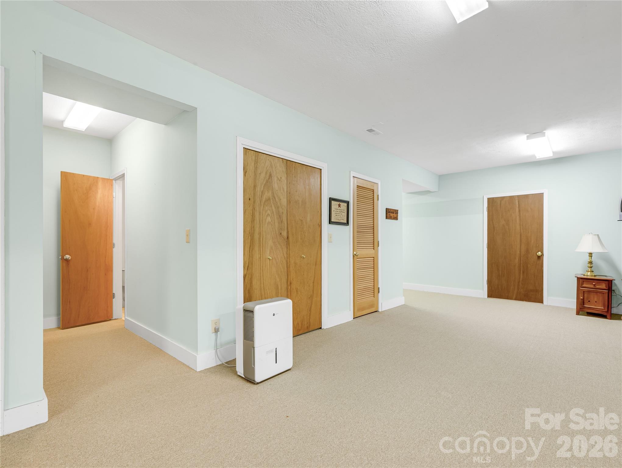 212 Glen Echo Circle — Saluda