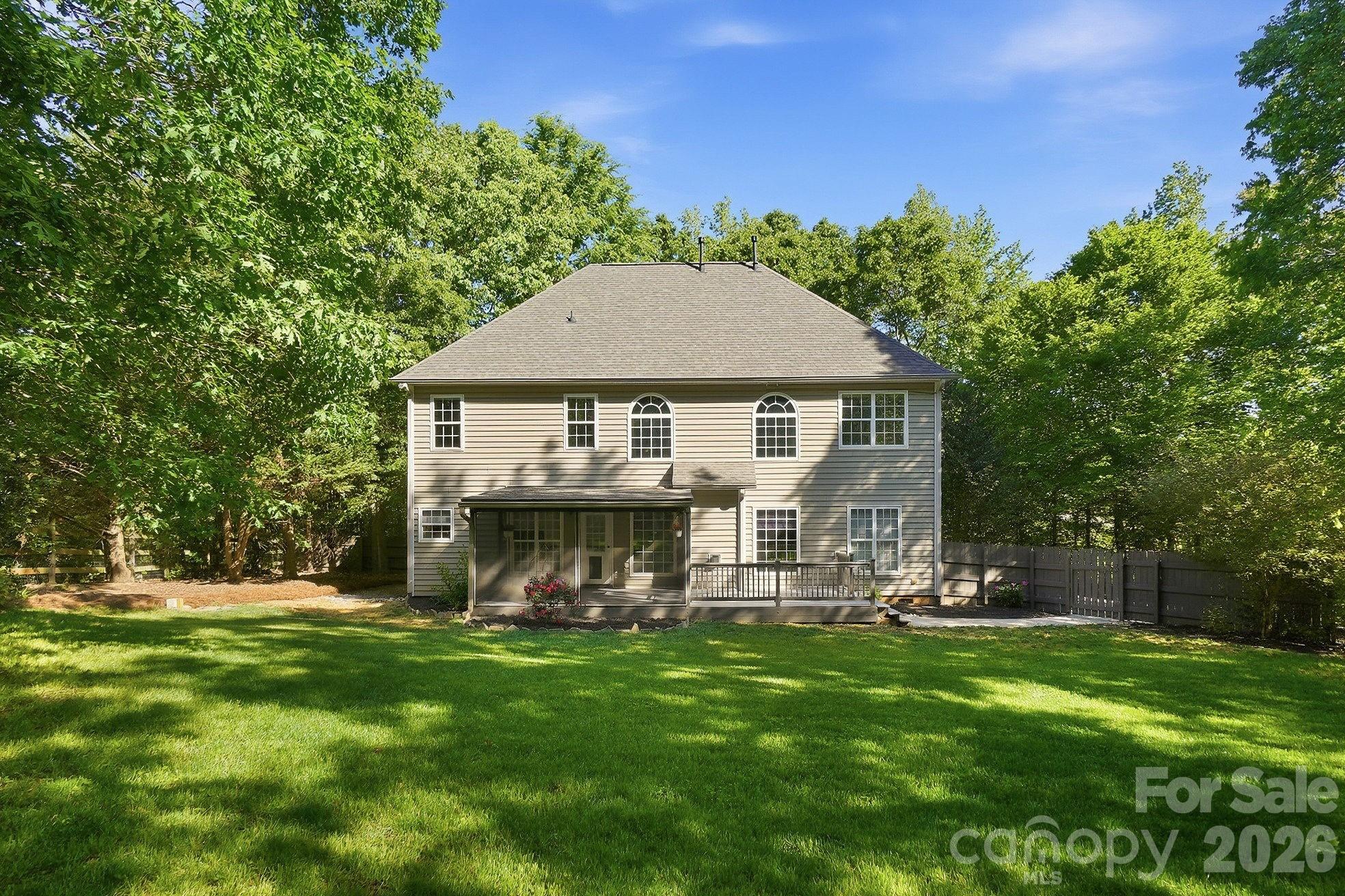 734 Lynnwood Farms Drive — Fort Mill
