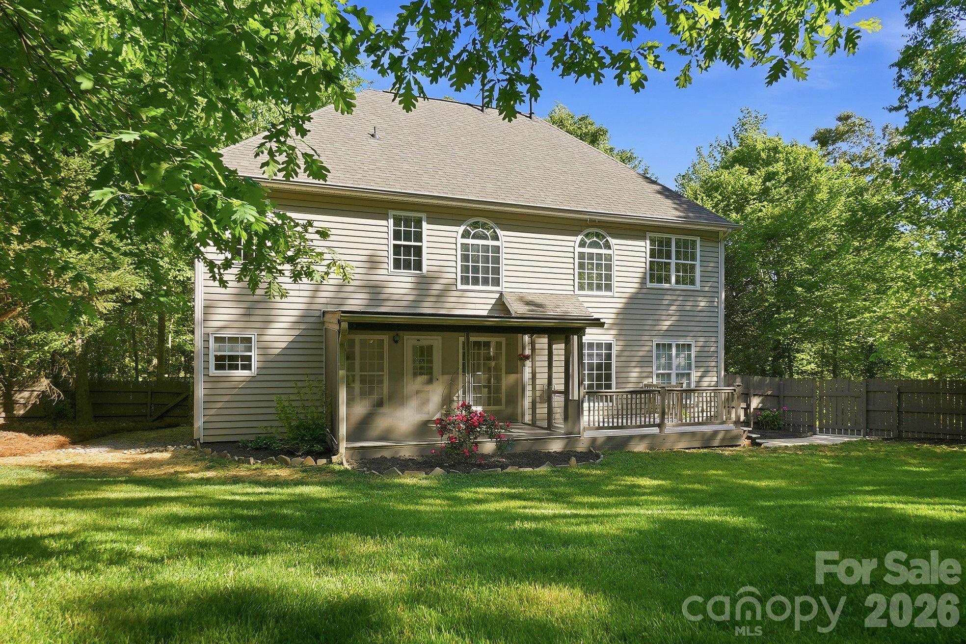 734 Lynnwood Farms Drive — Fort Mill