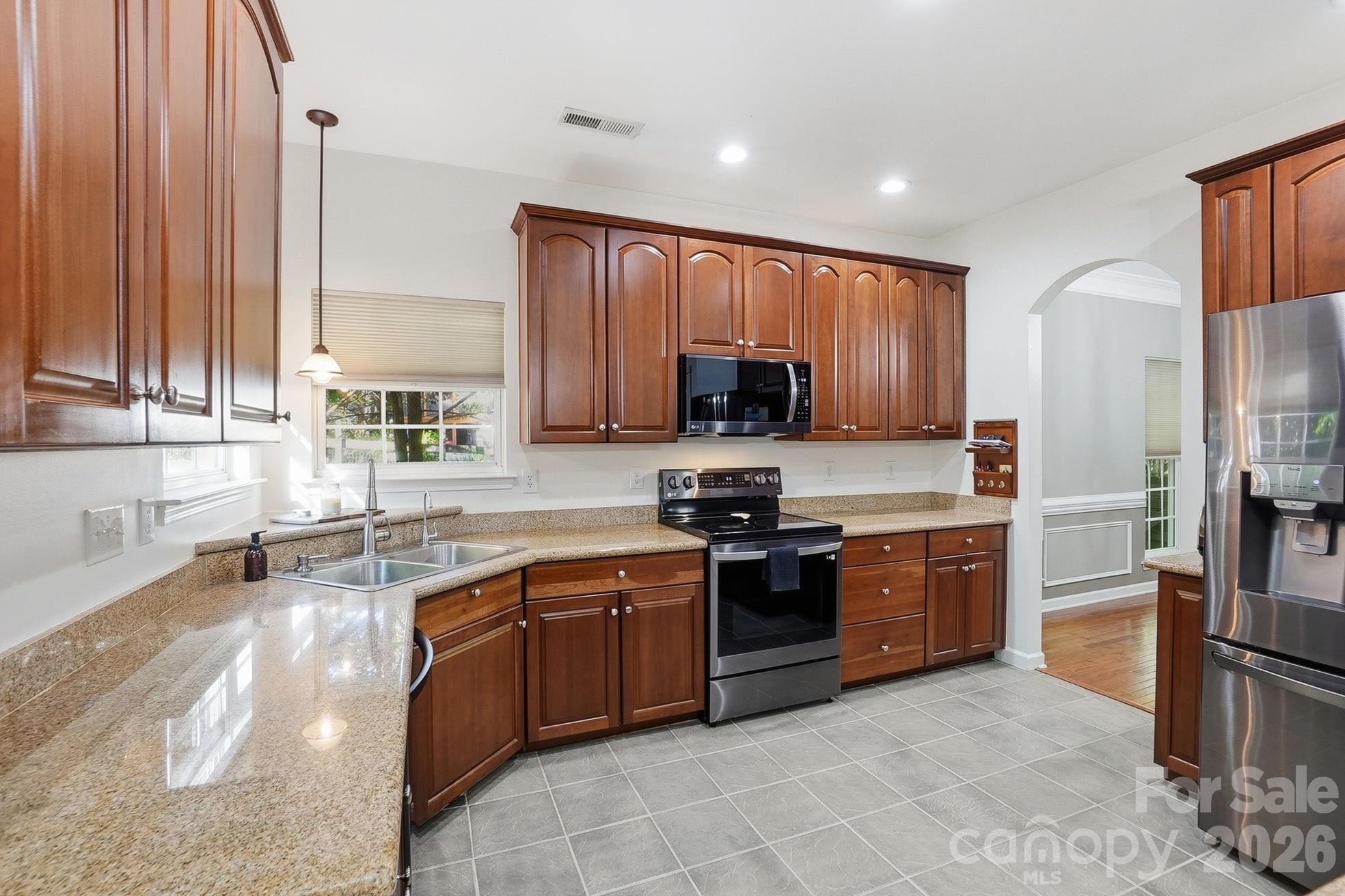 734 Lynnwood Farms Drive — Fort Mill