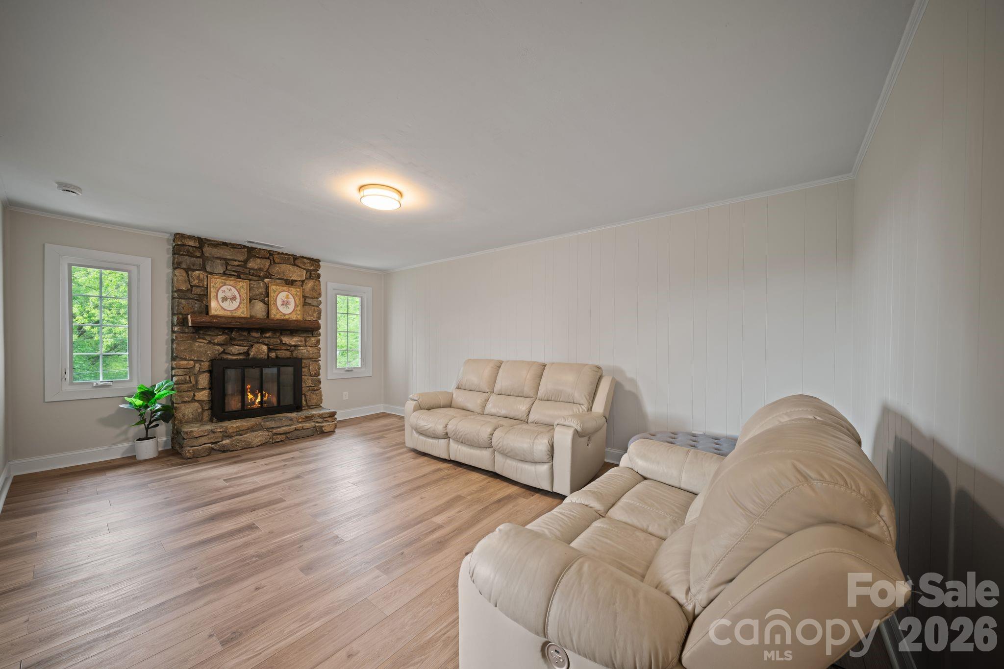 70 Melton Road — Candler