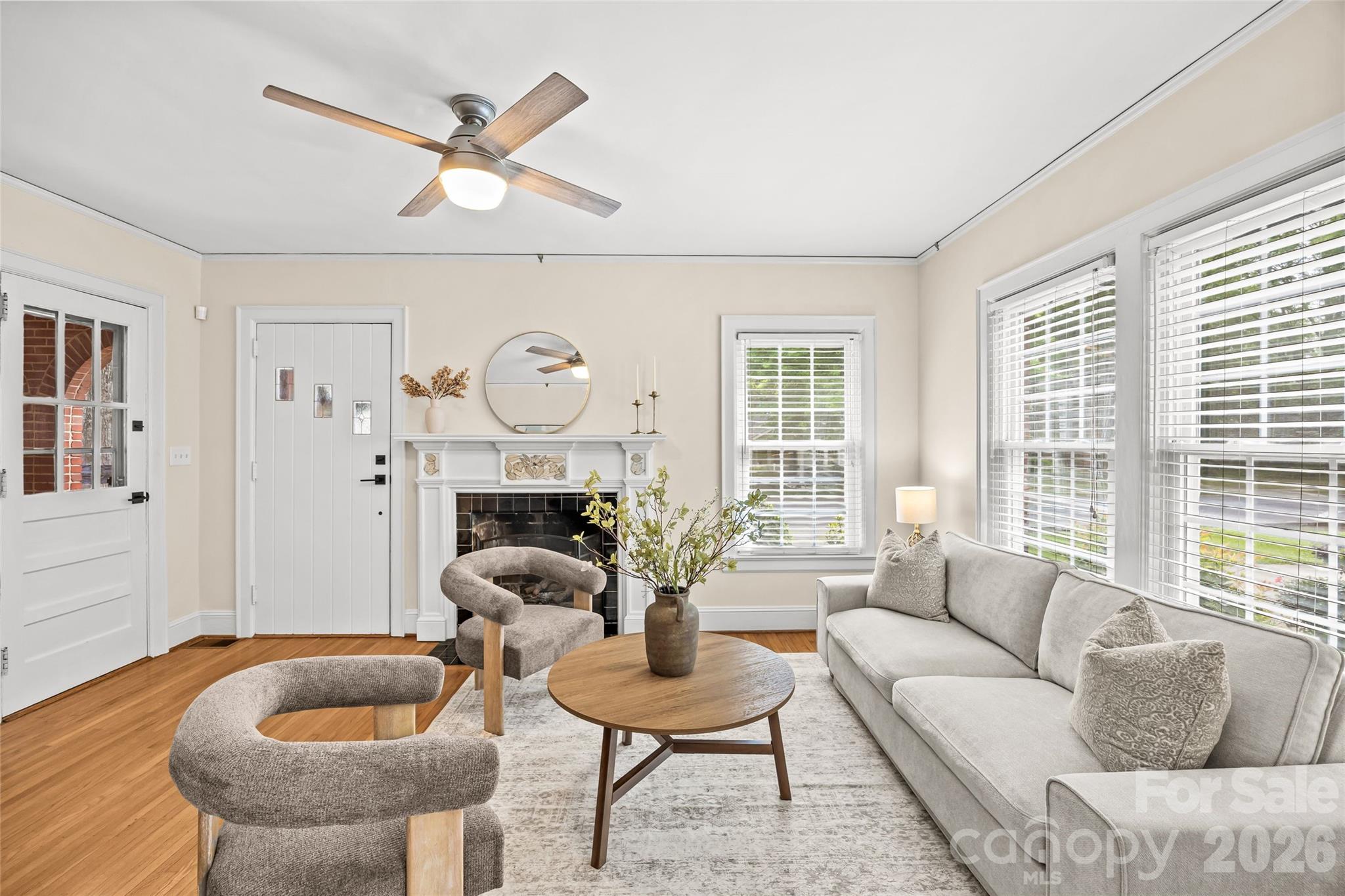 2137 Shenandoah Avenue — Charlotte
