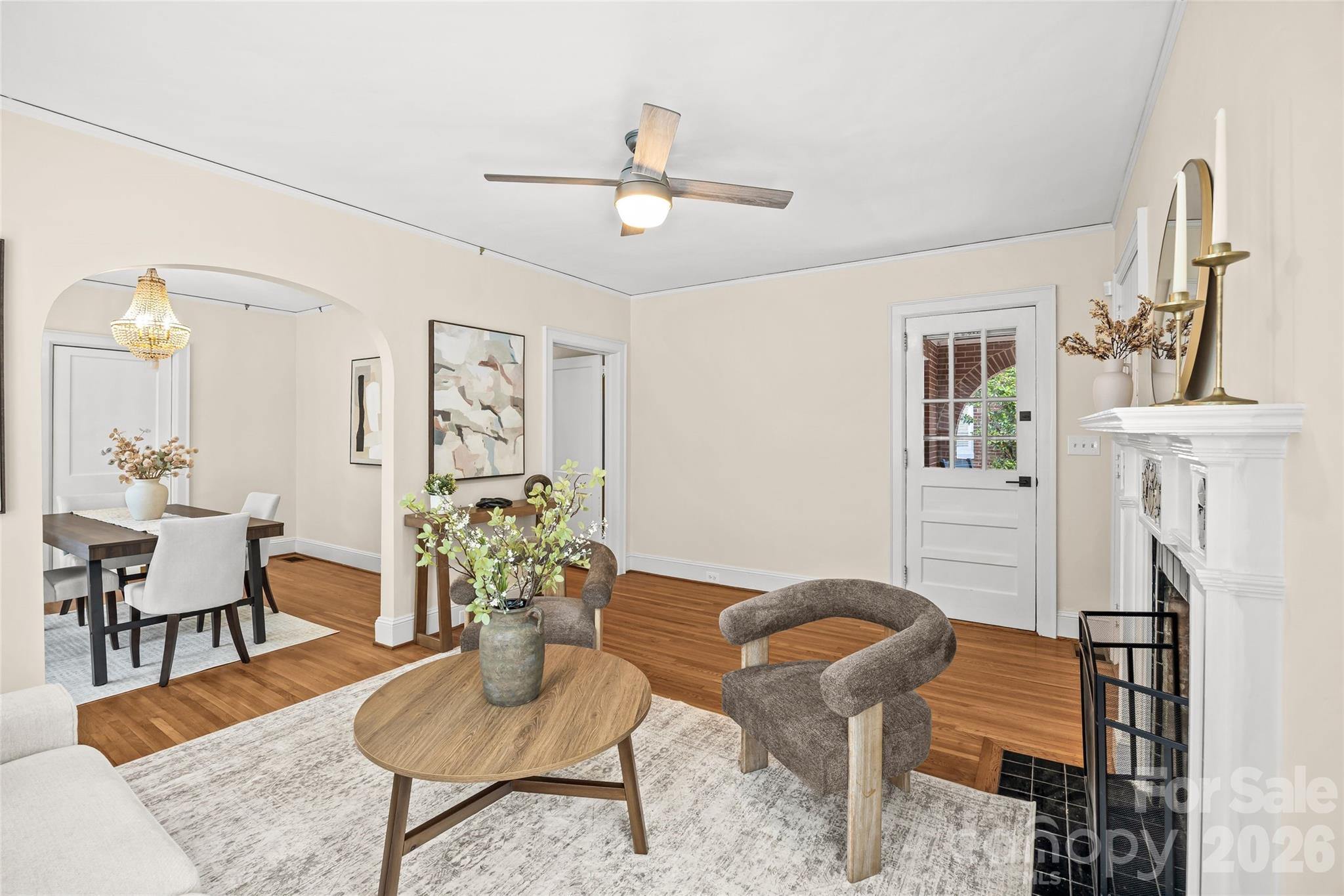 2137 Shenandoah Avenue — Charlotte
