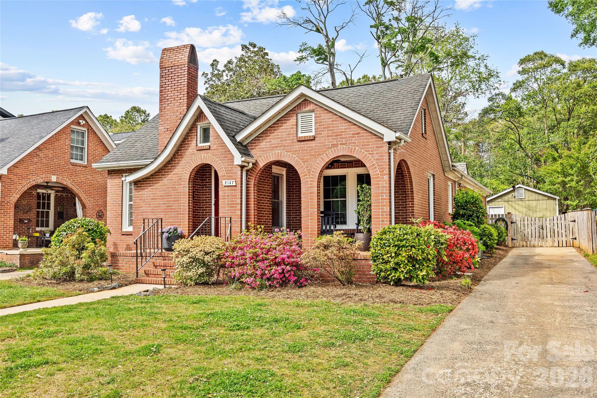 2137 Shenandoah Avenue — Charlotte
