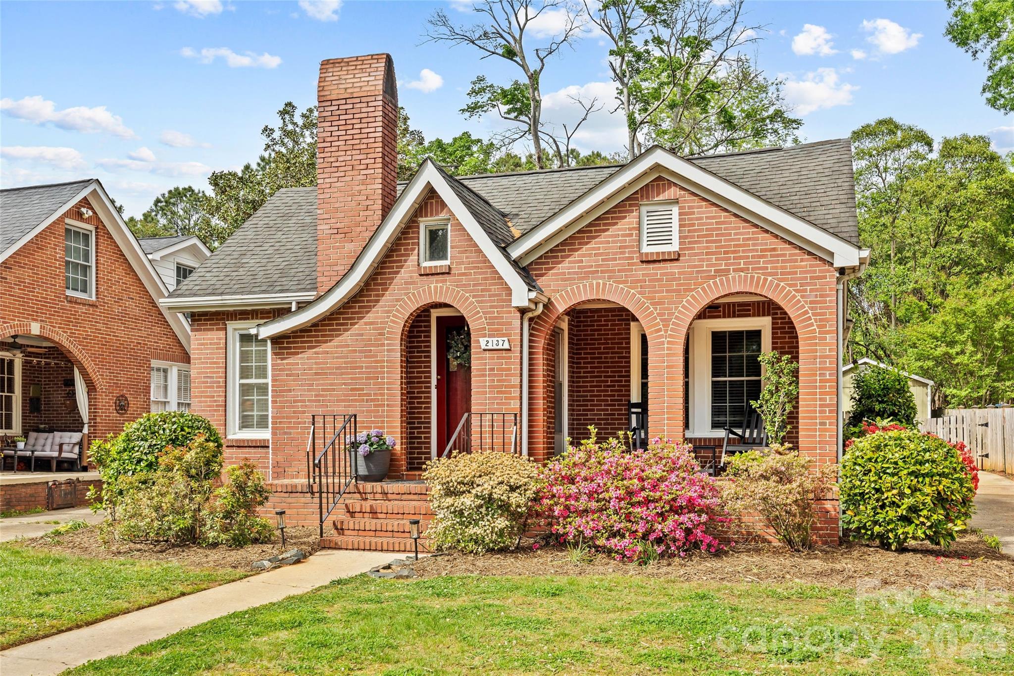 2137 Shenandoah Avenue — Charlotte
