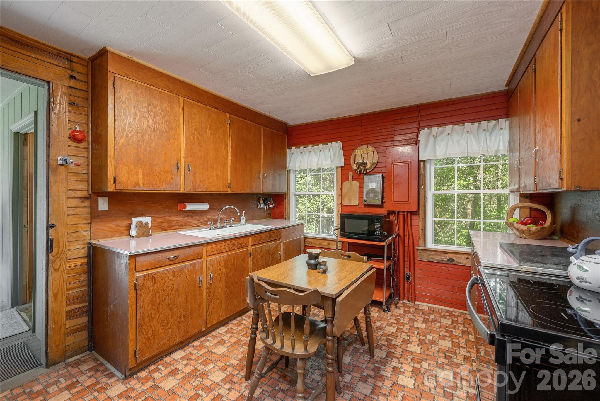 10844 Greenville Highway — Cedar Mountain