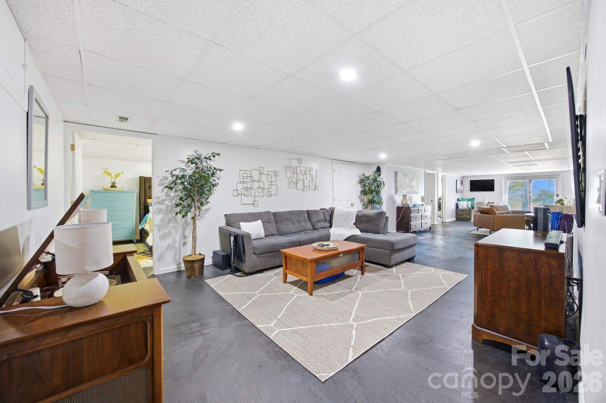 406 Vincent Court — Salisbury
