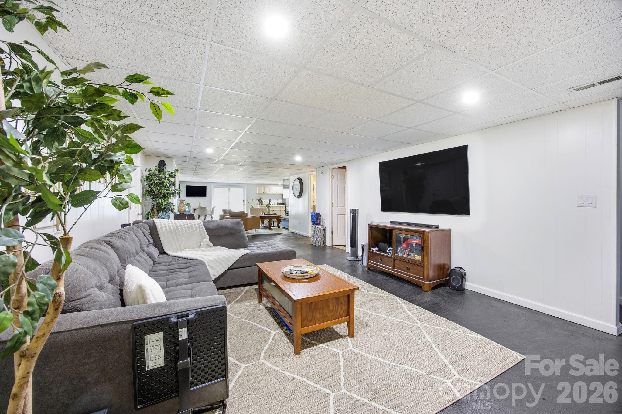 406 Vincent Court — Salisbury