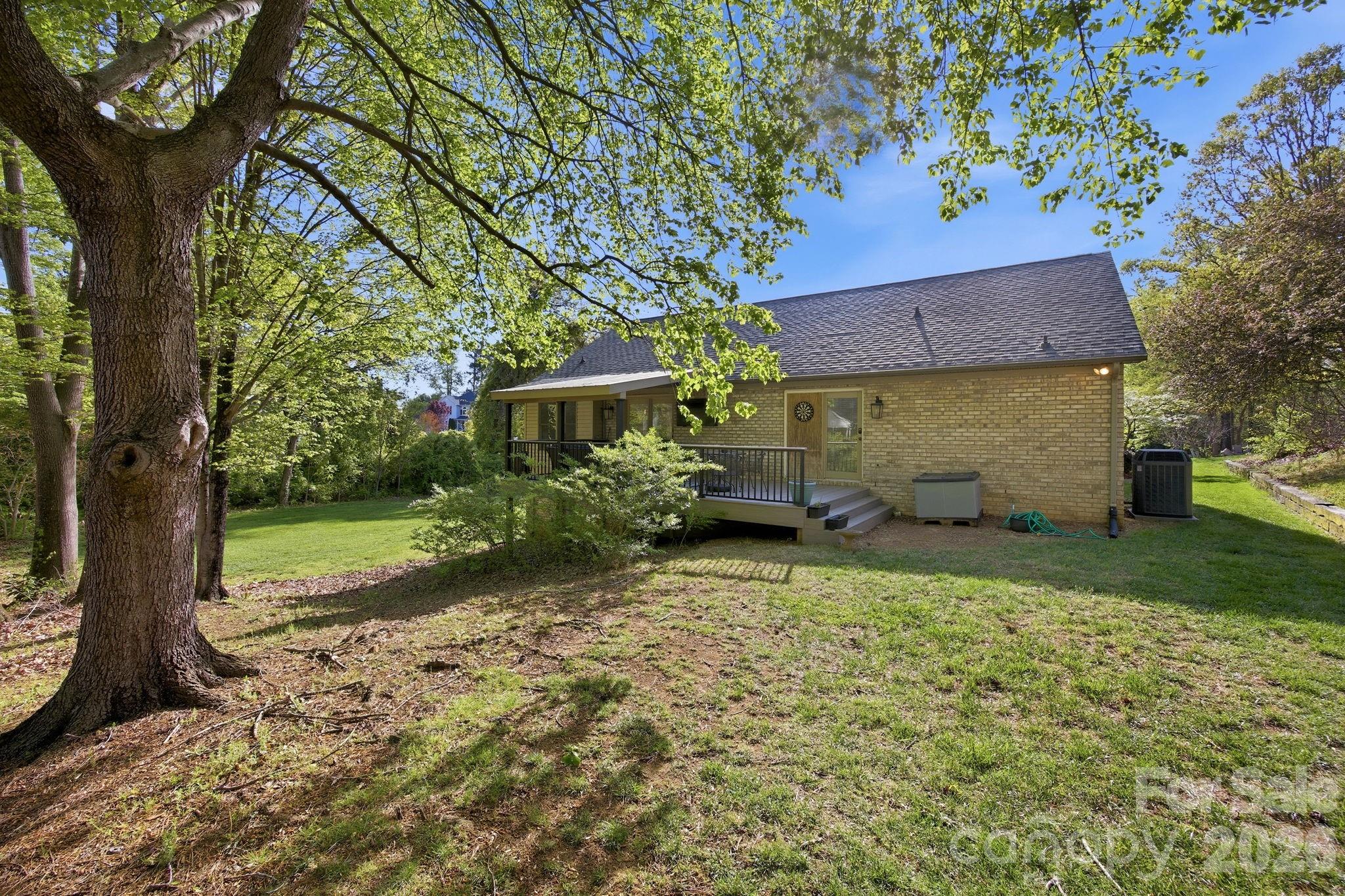 406 Vincent Court — Salisbury