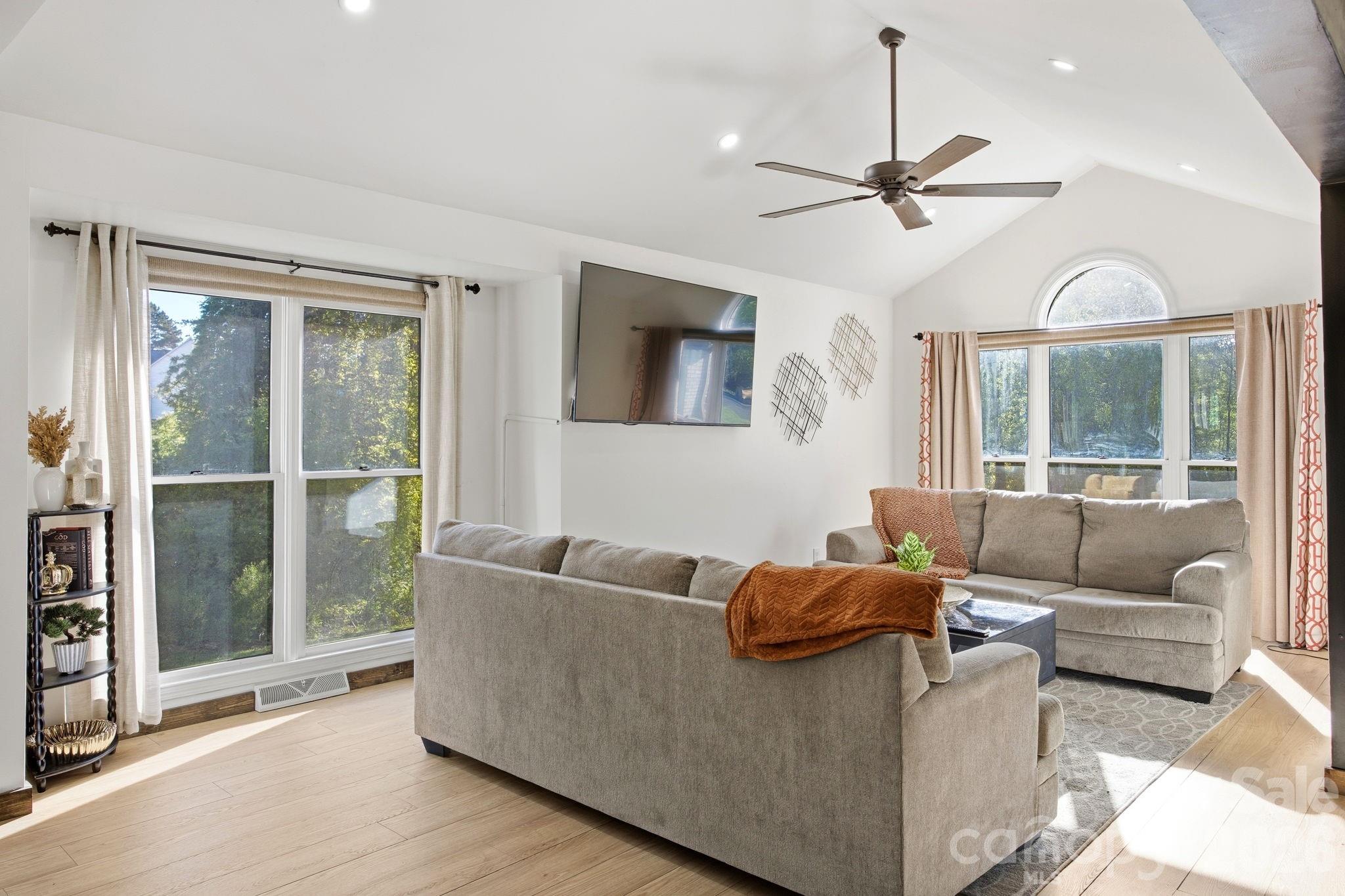 406 Vincent Court — Salisbury