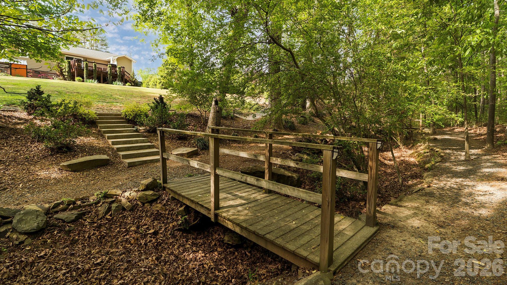 2322 Bearskin Lane — Monroe
