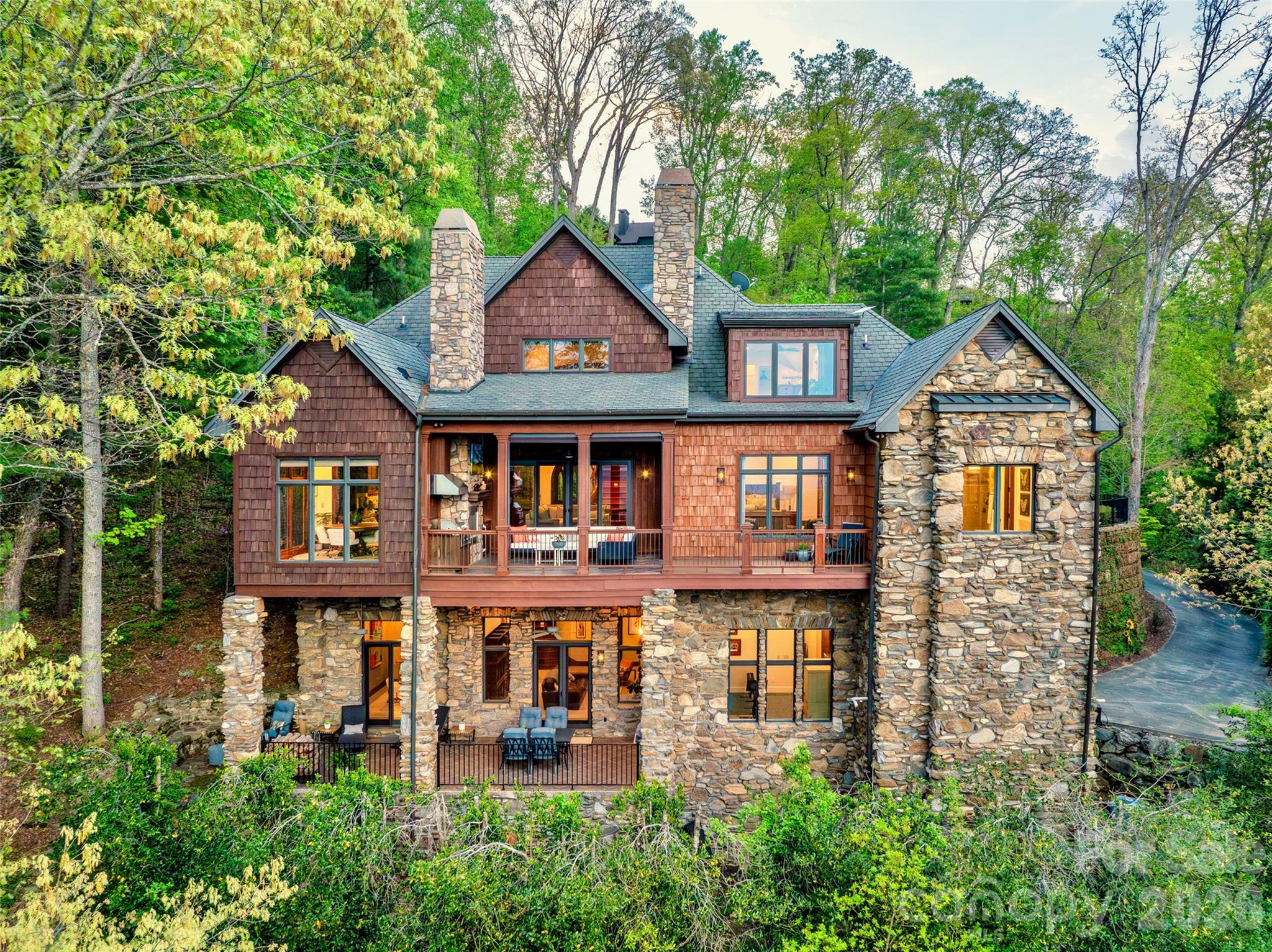 8 Timberwolf Court — Asheville
