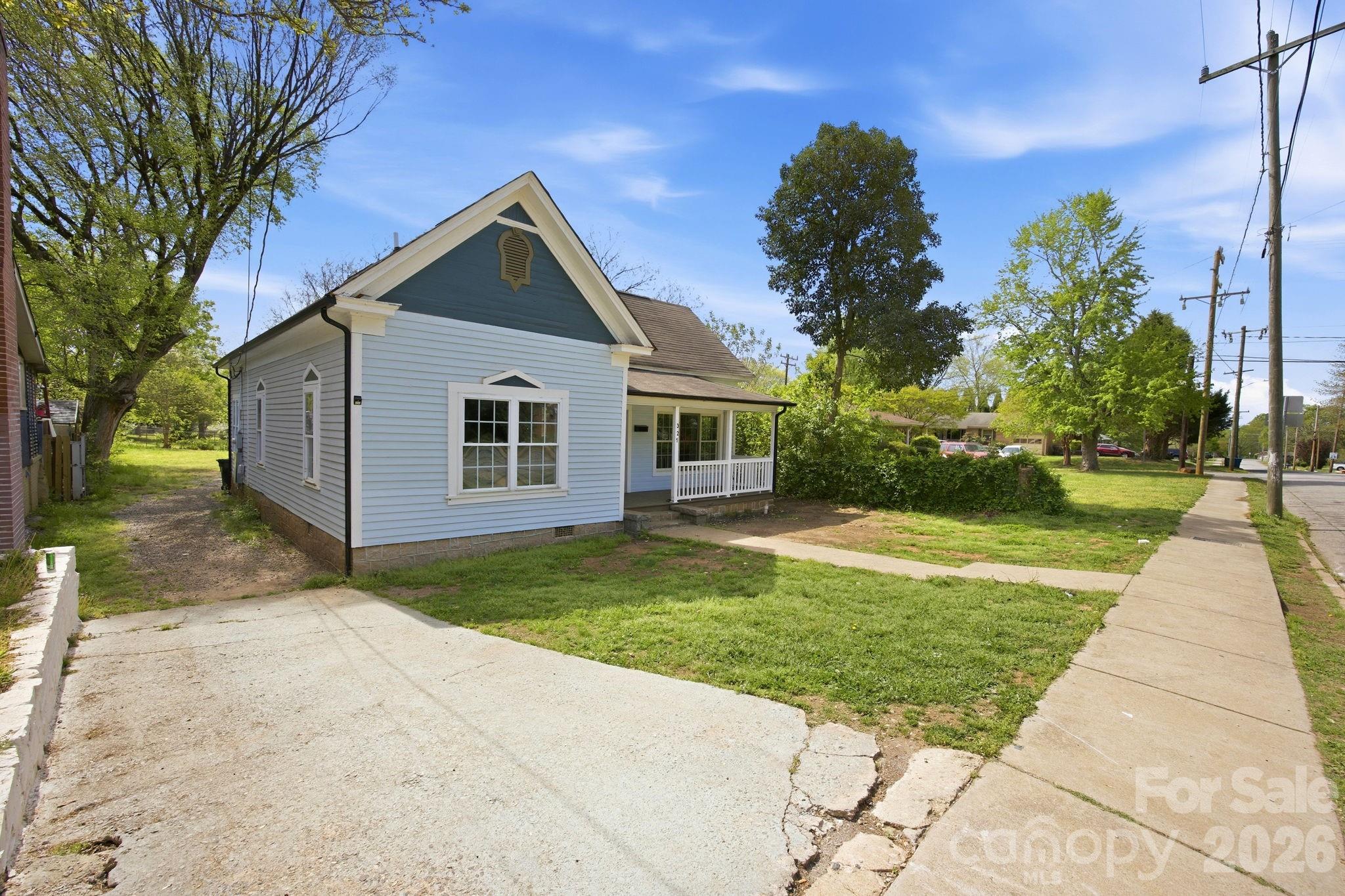 321 S Shaver Street — Salisbury