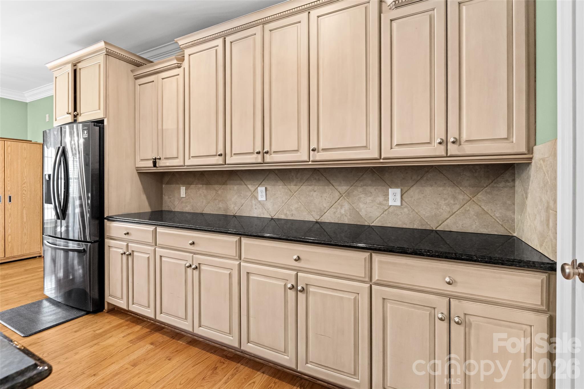 122 Upper Oak Drive — Statesville