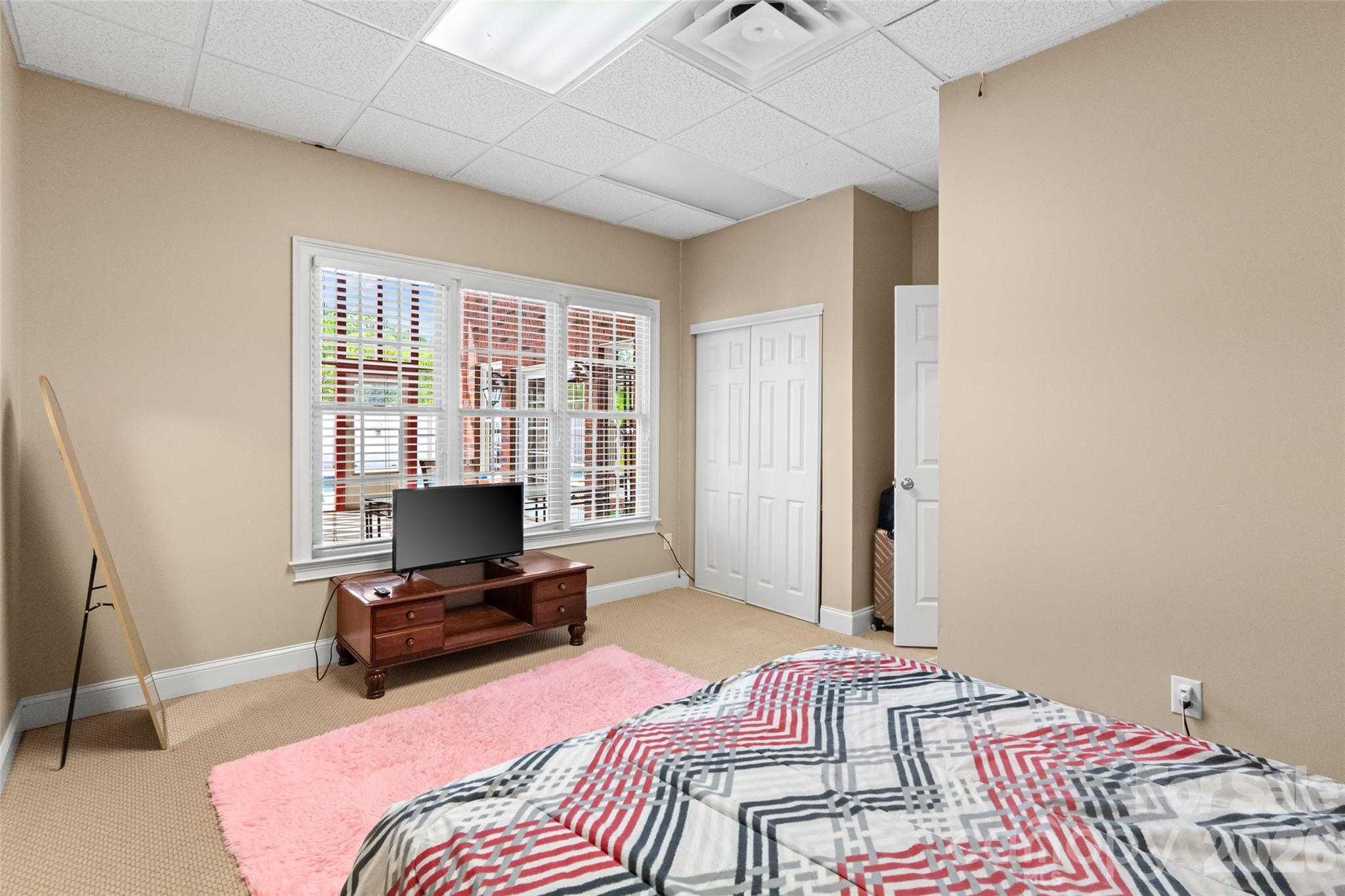 122 Upper Oak Drive — Statesville