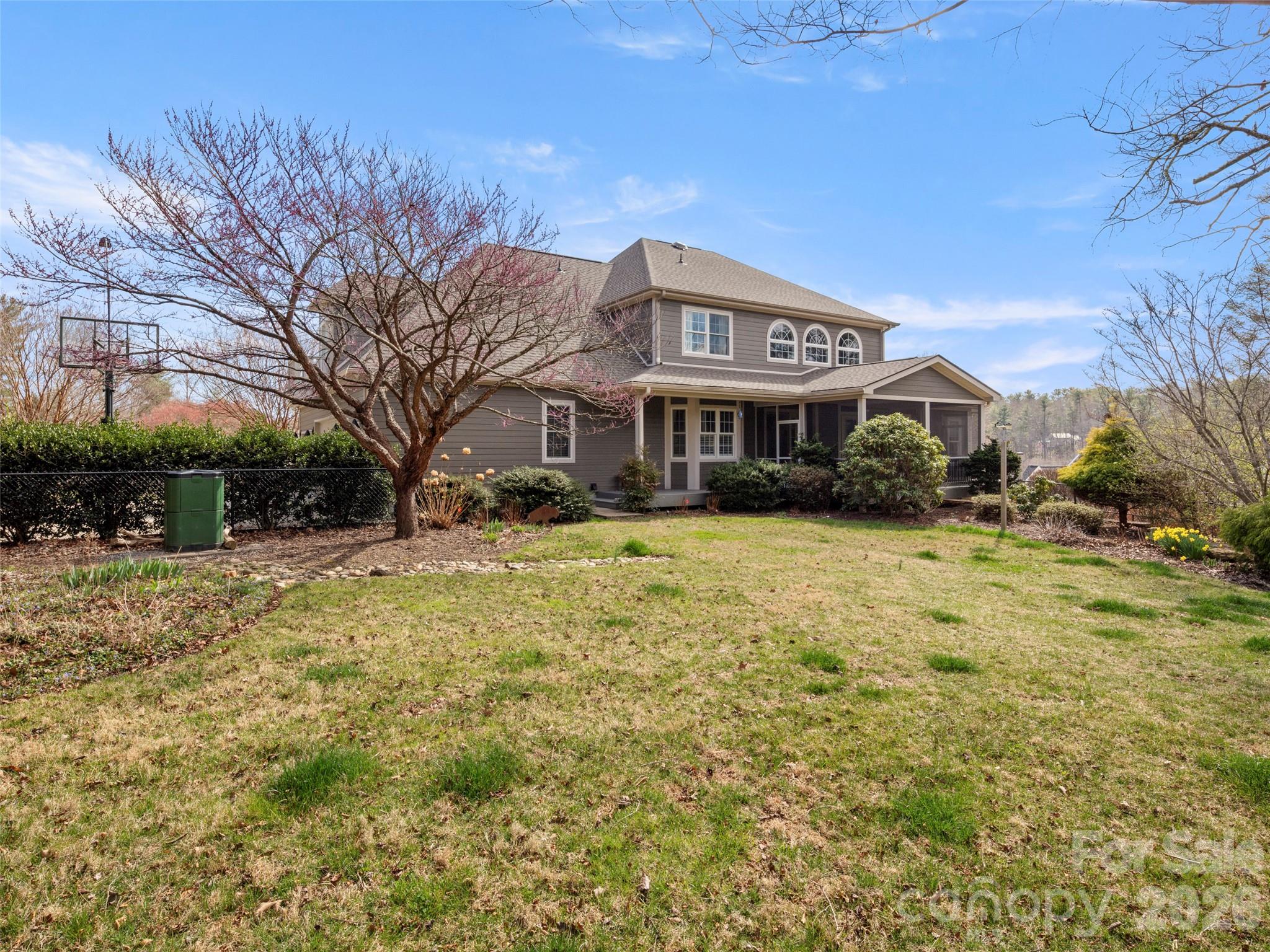18 Brook Meadows Lane — Arden
