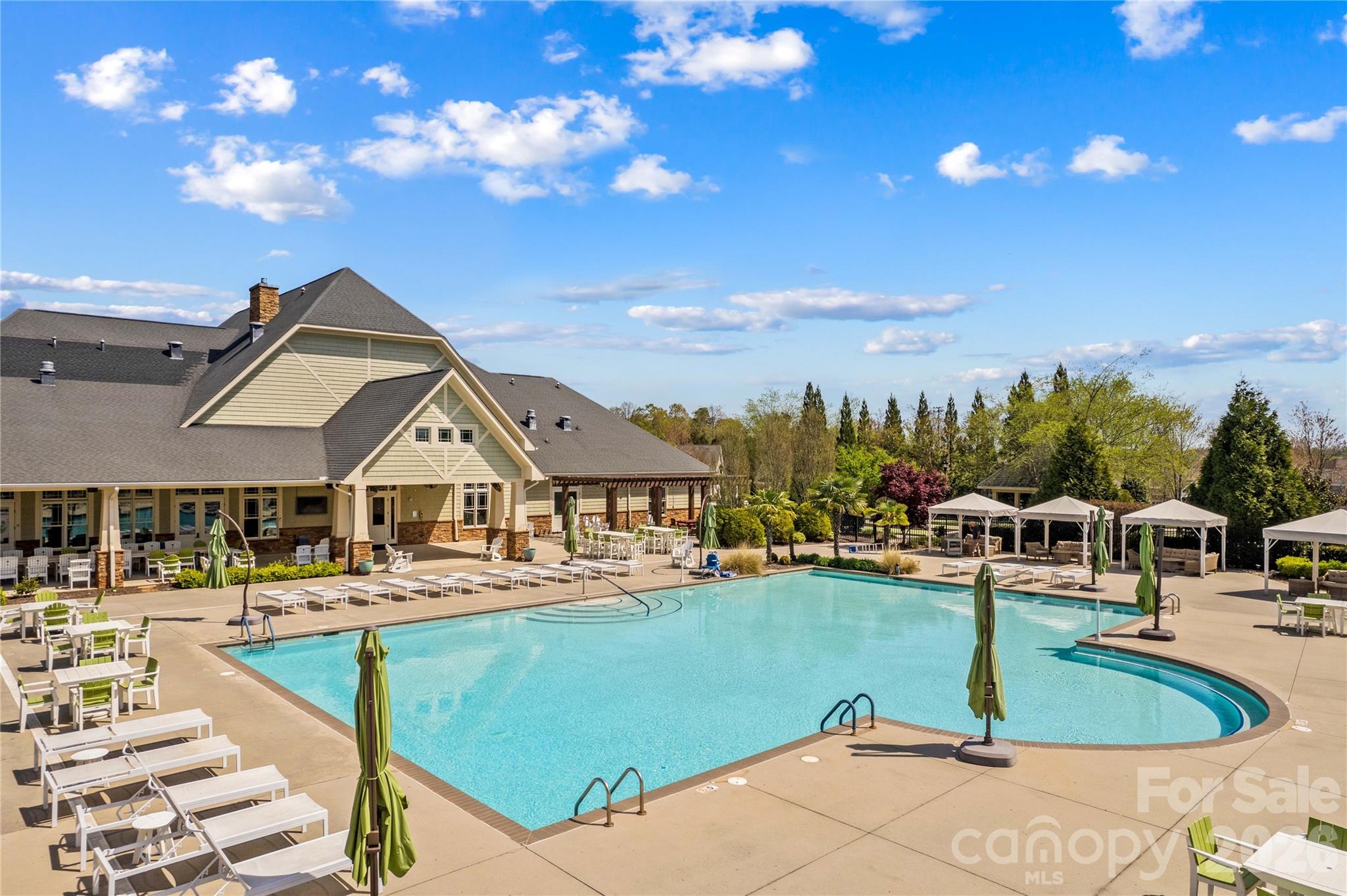 11516 Dublin Crescent Road — Cornelius
