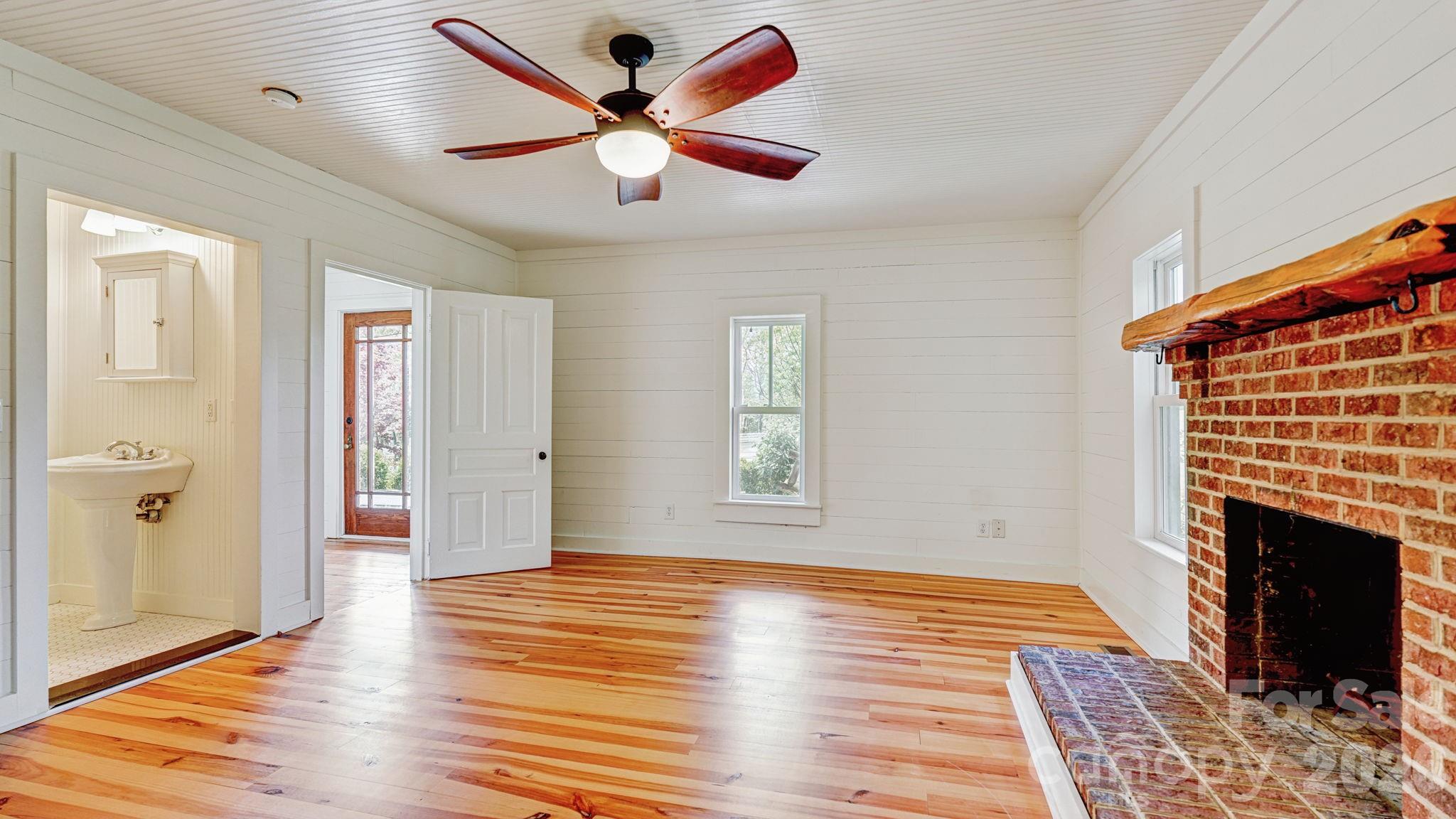 10340 Unity Church Road — Mooresville