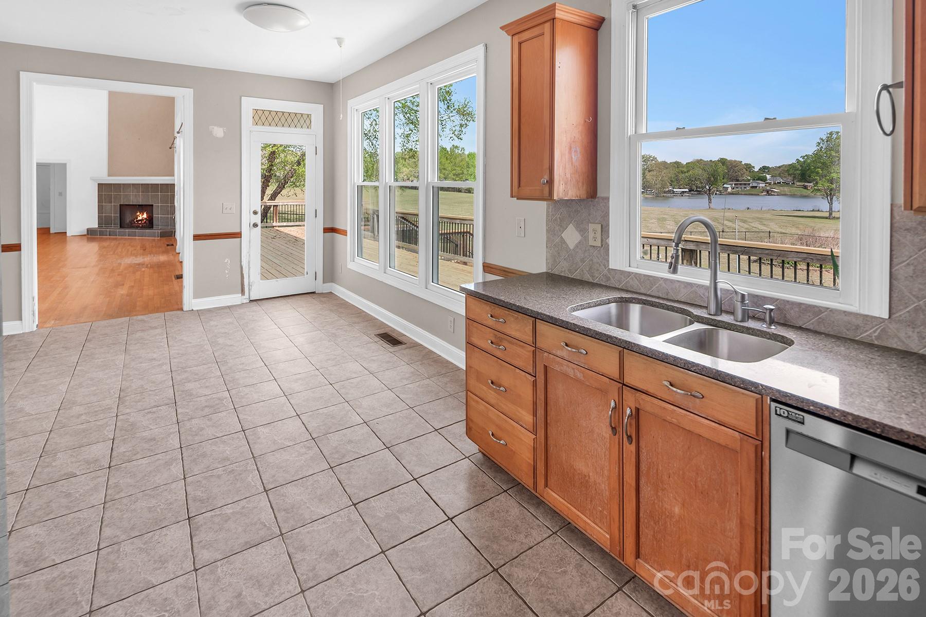 46356 Chase Point Drive — Norwood