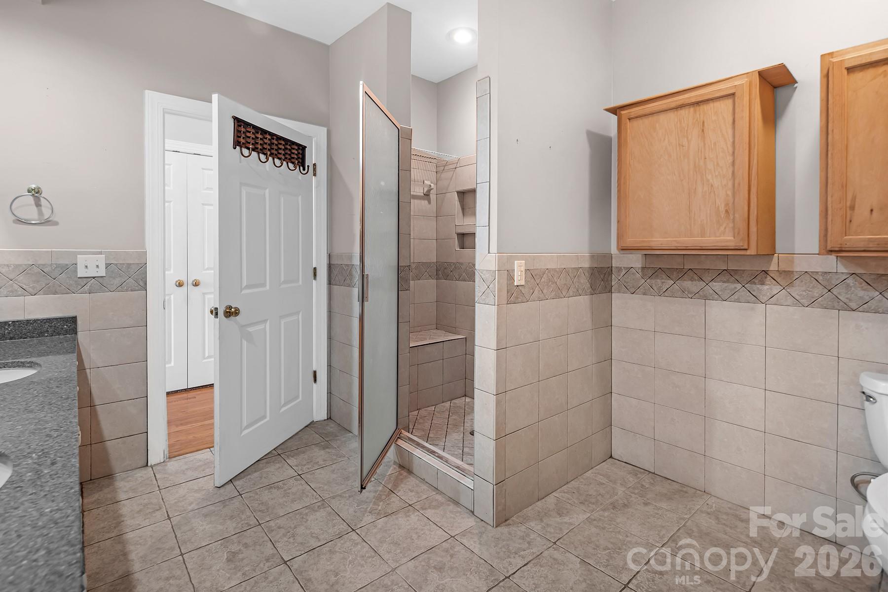 46356 Chase Point Drive — Norwood