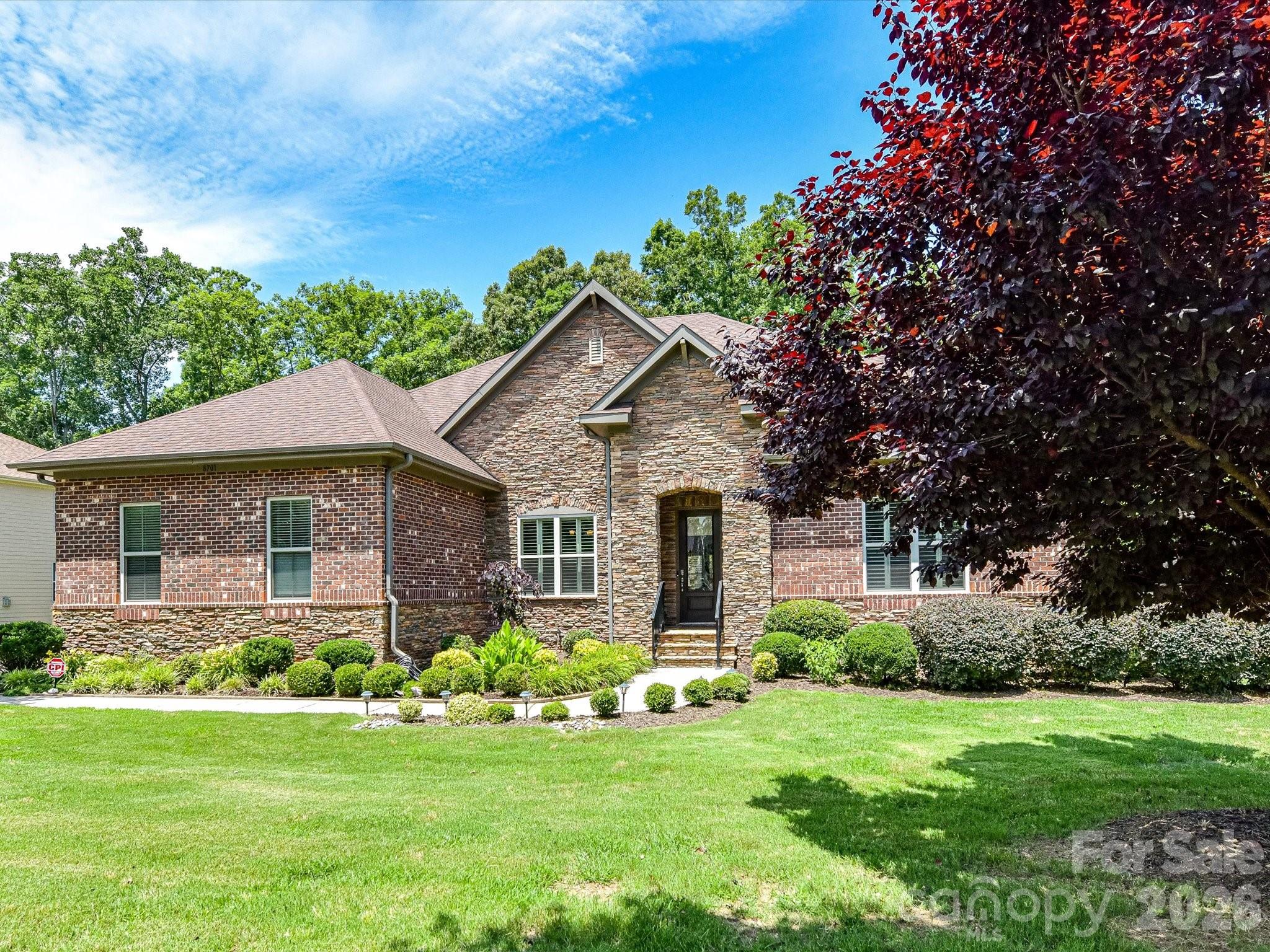 8701 Whitehawk Hill Road — Waxhaw