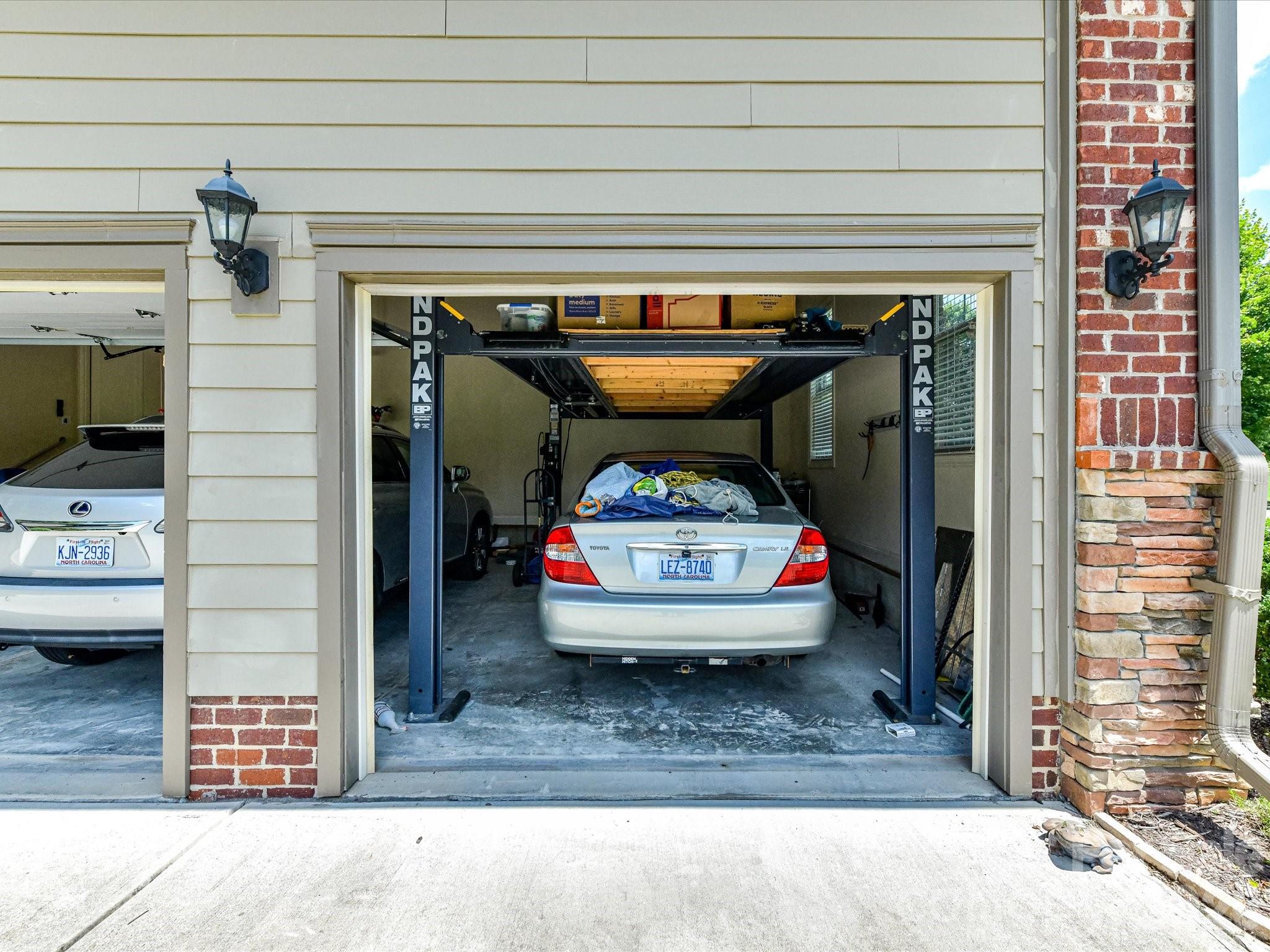 8701 Whitehawk Hill Road — Waxhaw