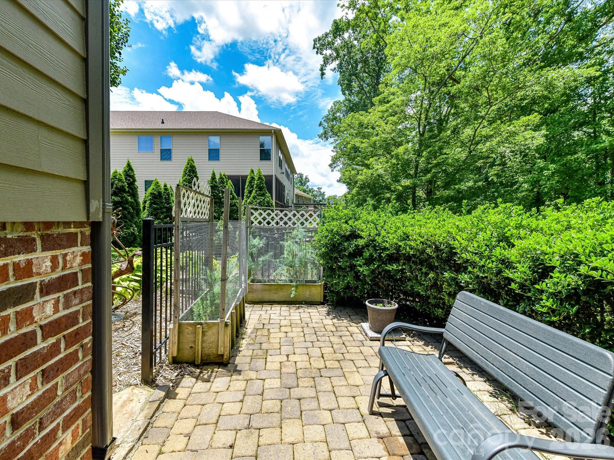 8701 Whitehawk Hill Road — Waxhaw