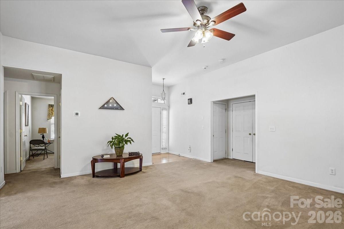 2127 Candlelight Woods Drive — Matthews