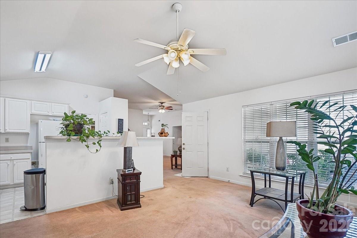 2127 Candlelight Woods Drive — Matthews