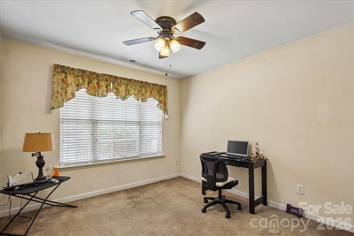 2127 Candlelight Woods Drive — Matthews