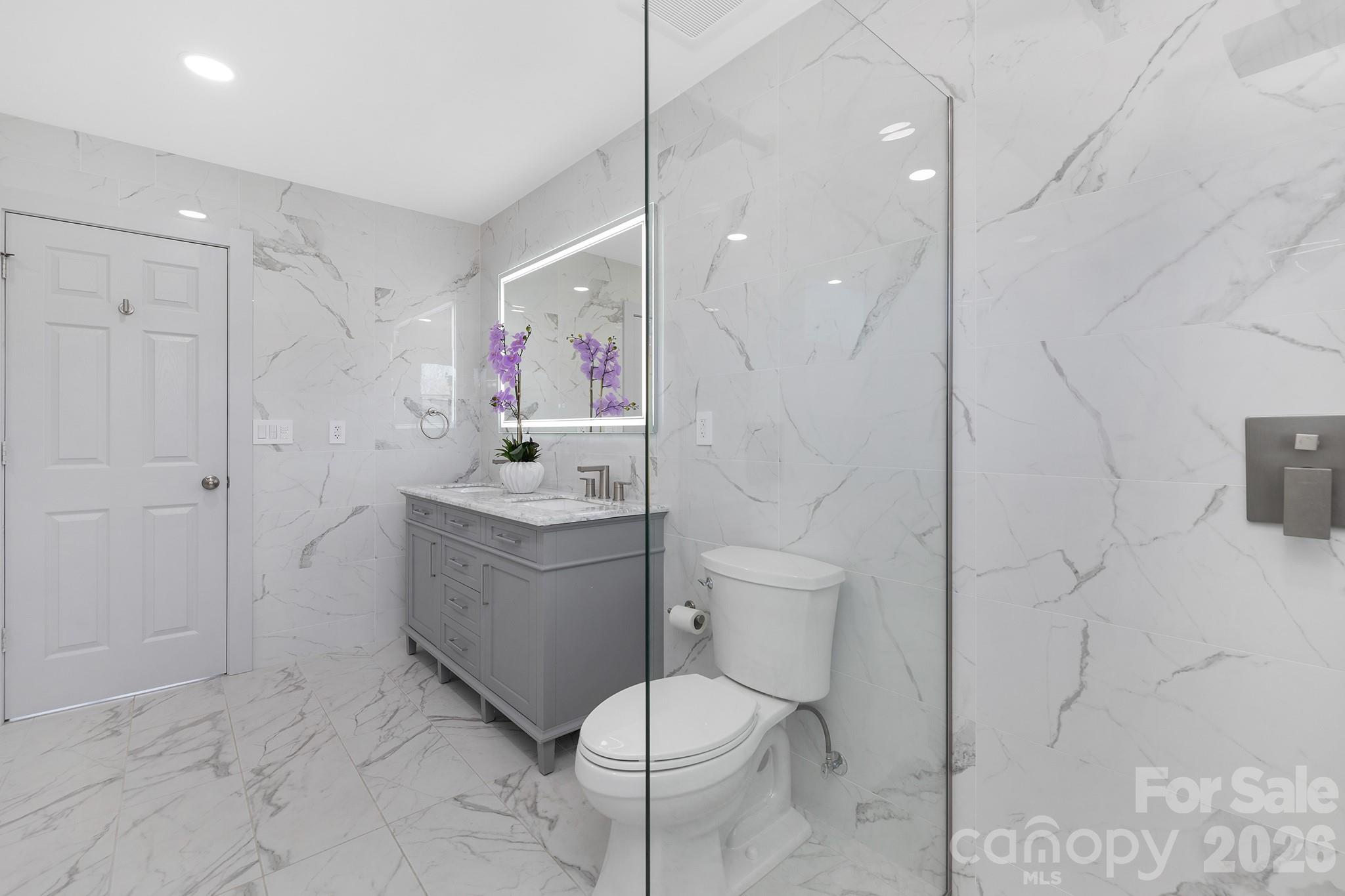1612 Beleek Ridge Lane — Clover