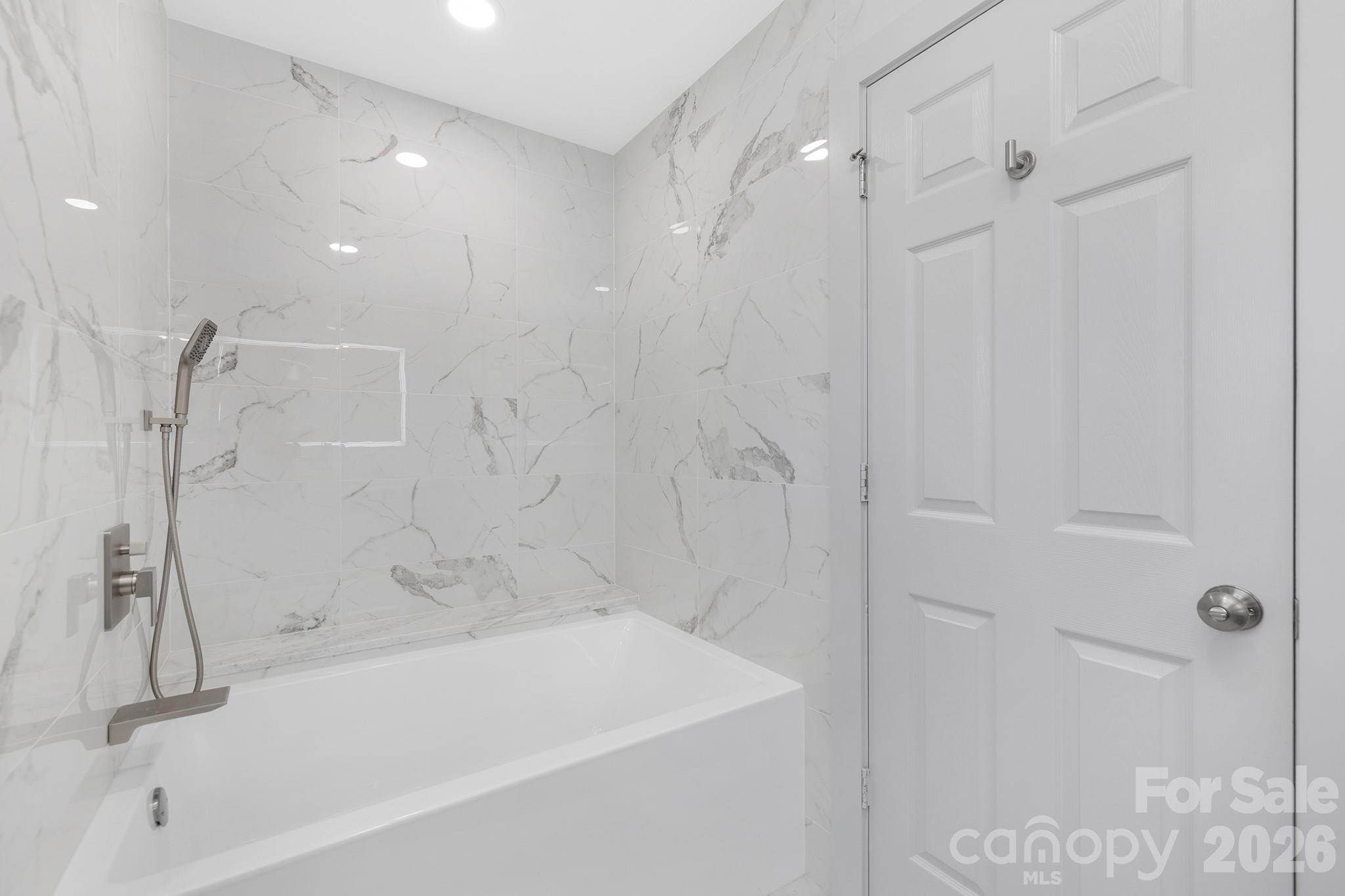 1612 Beleek Ridge Lane — Clover