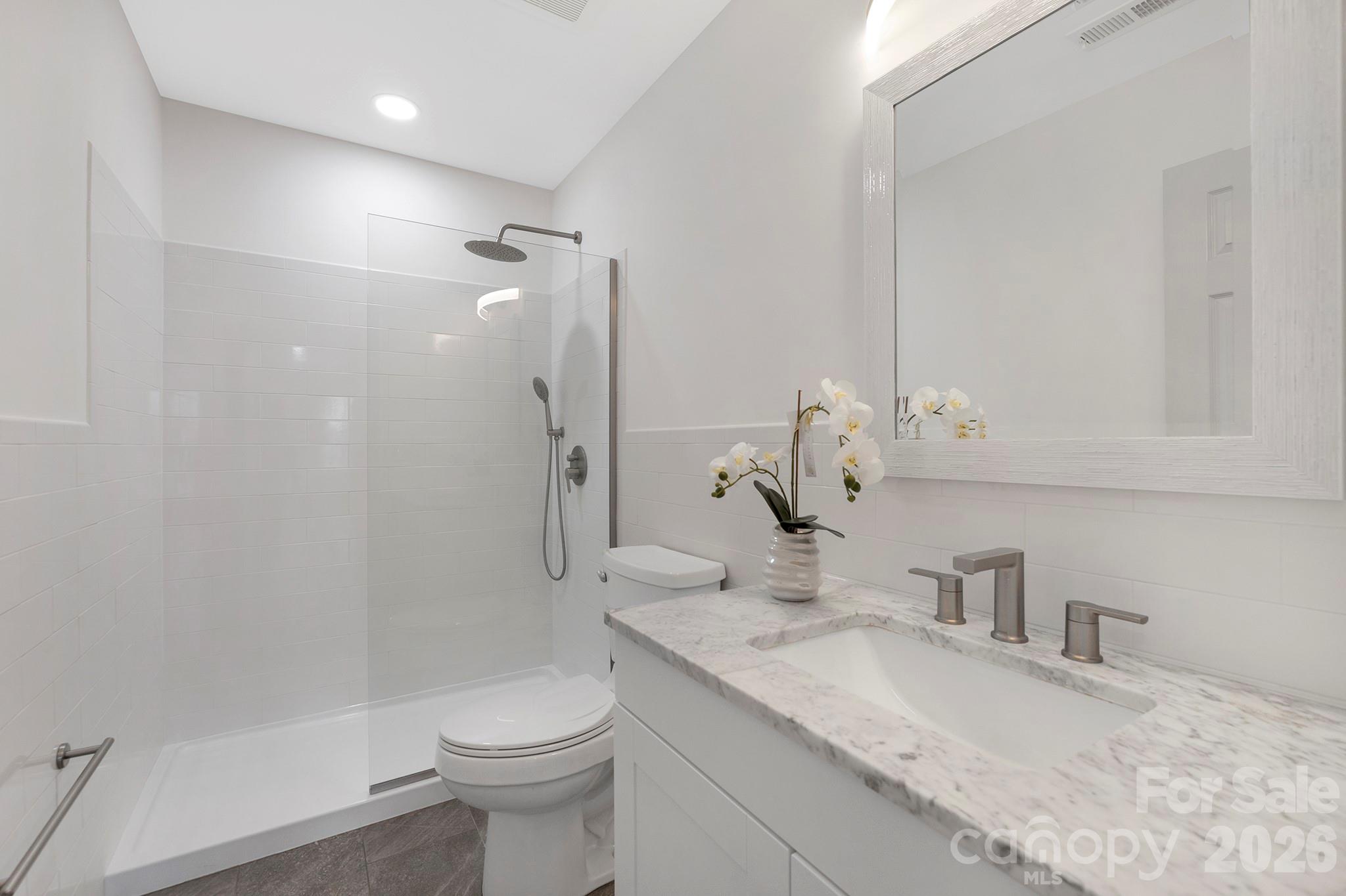 1612 Beleek Ridge Lane — Clover