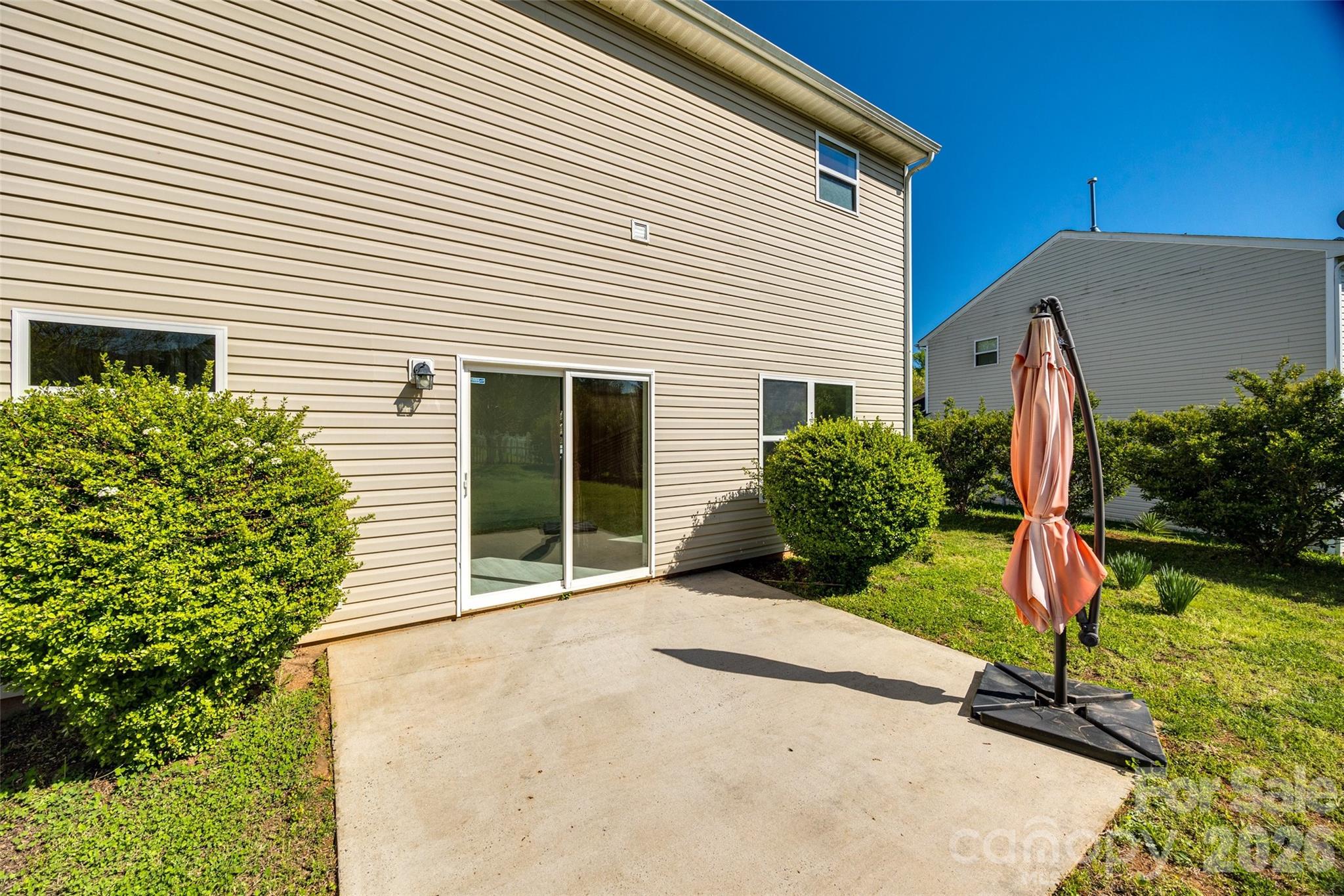 1612 Beleek Ridge Lane — Clover