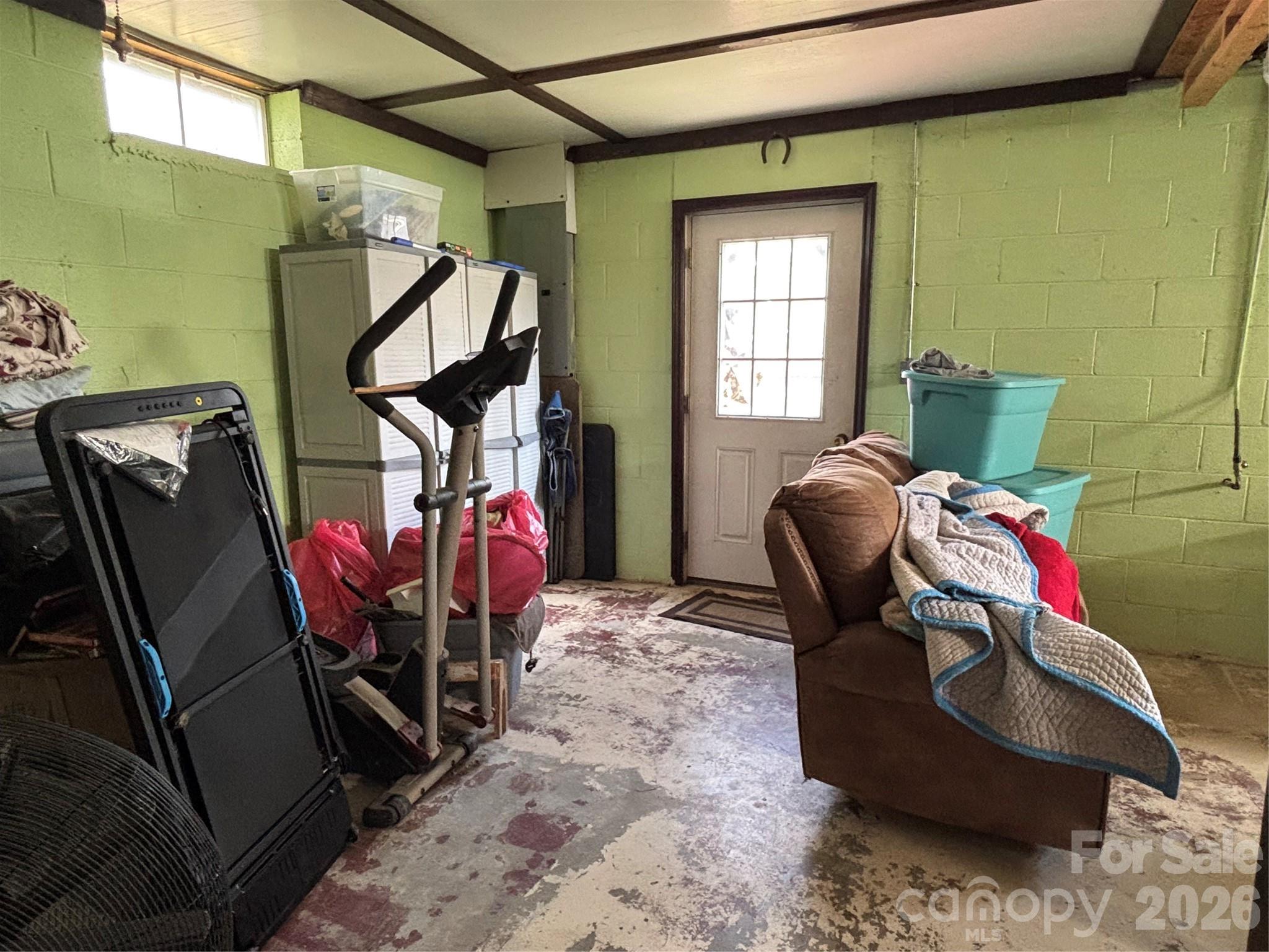 493 Franklintown Road — Spruce Pine