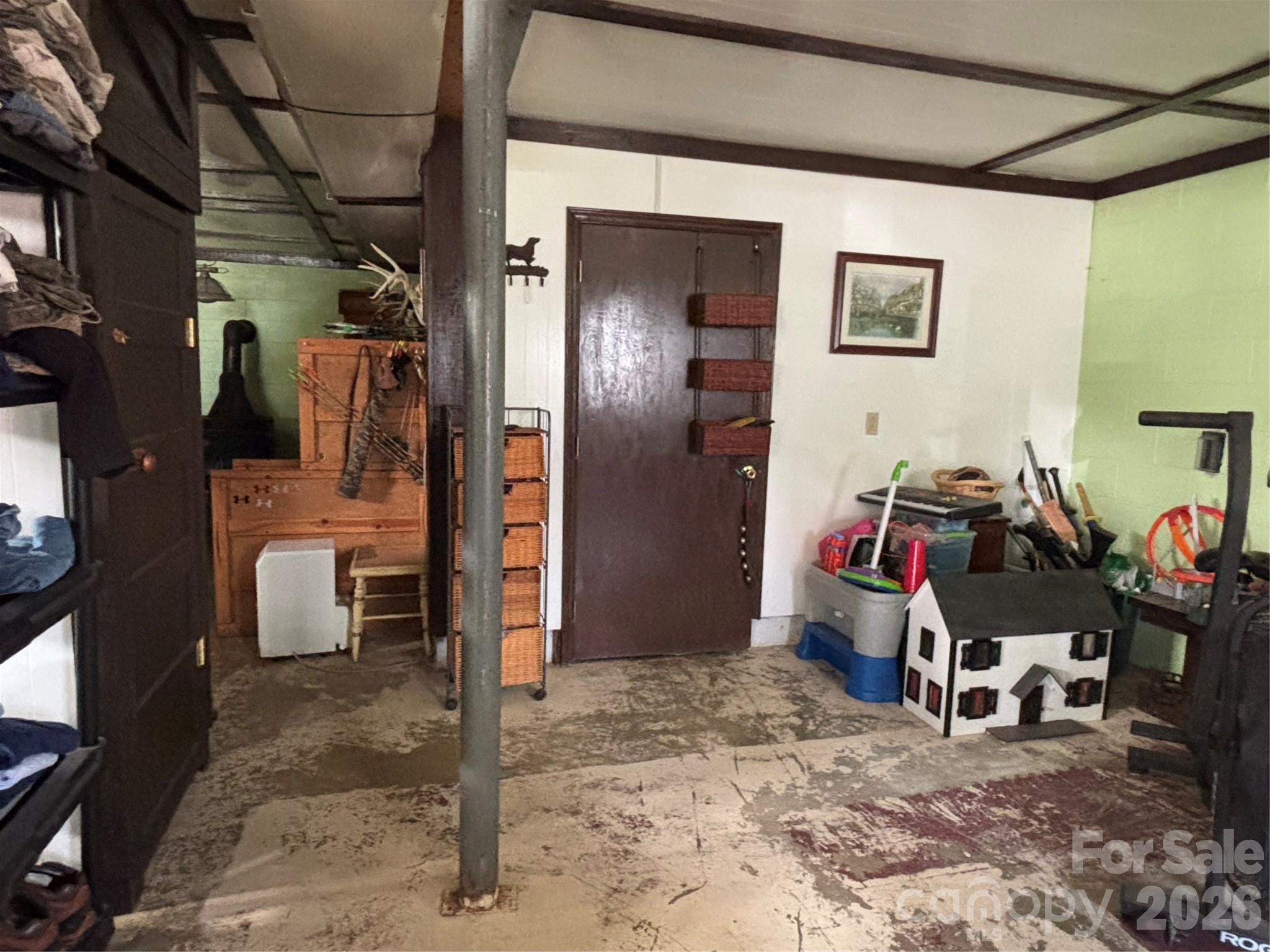 493 Franklintown Road — Spruce Pine