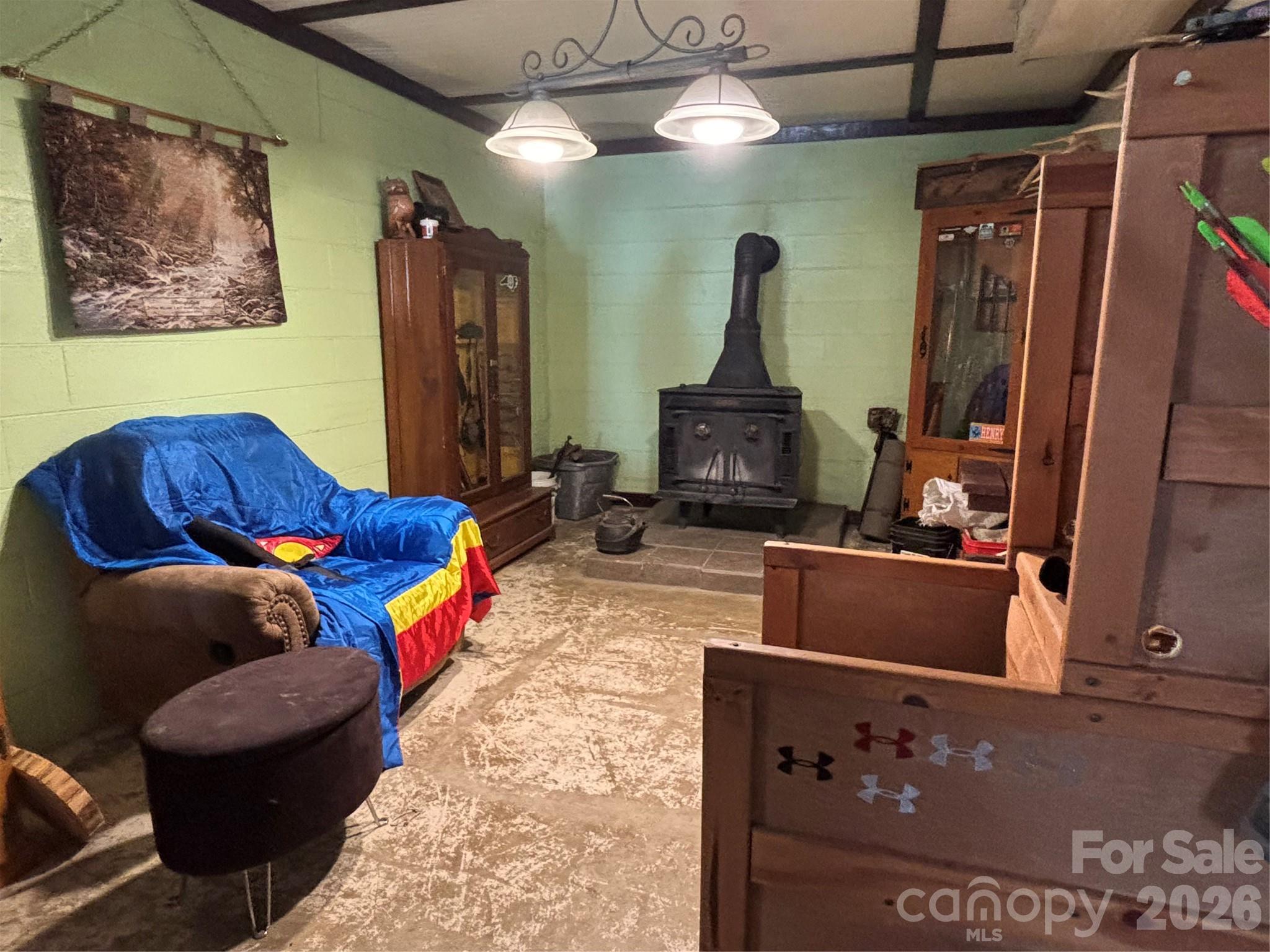 493 Franklintown Road — Spruce Pine