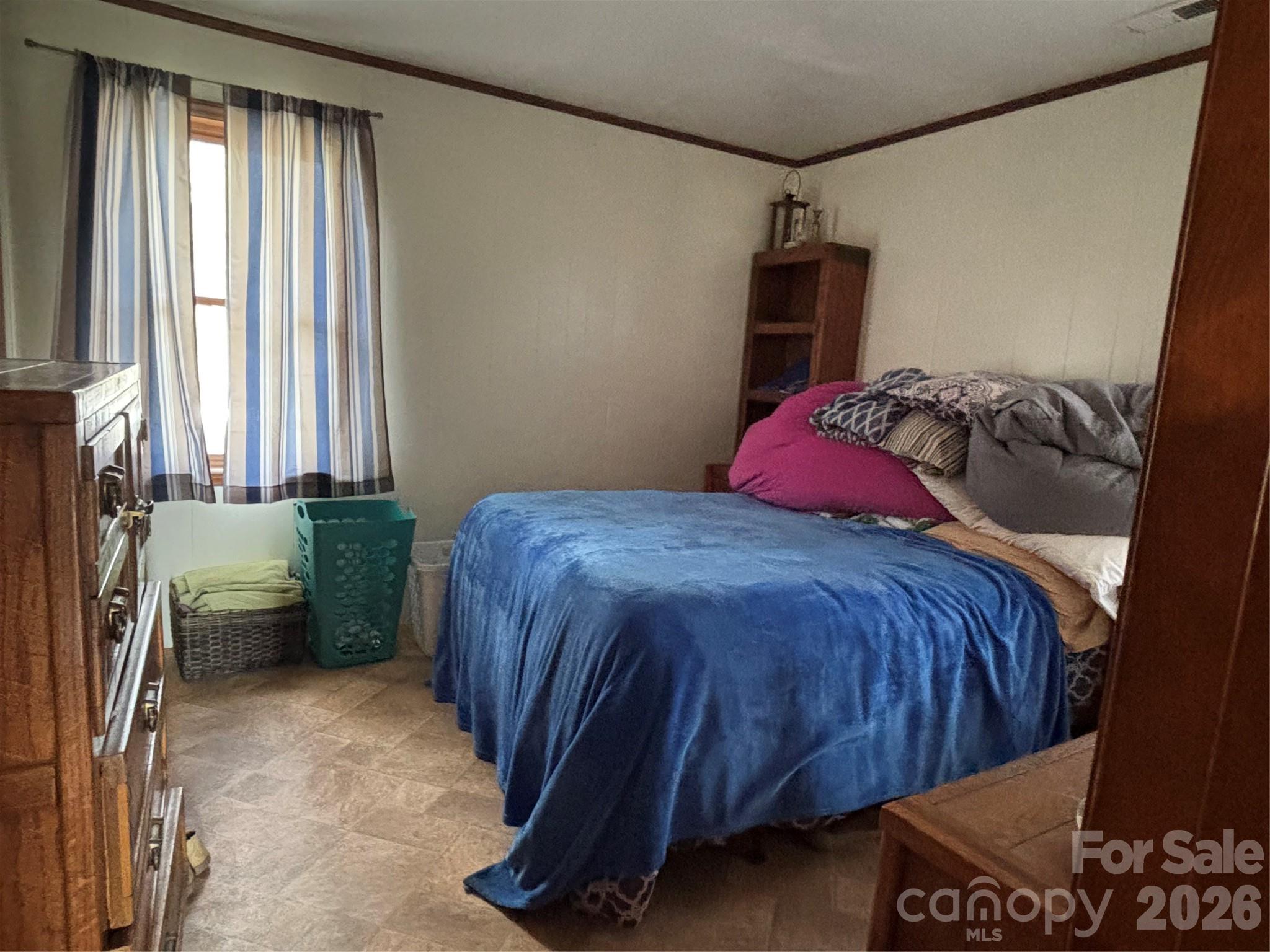 493 Franklintown Road — Spruce Pine