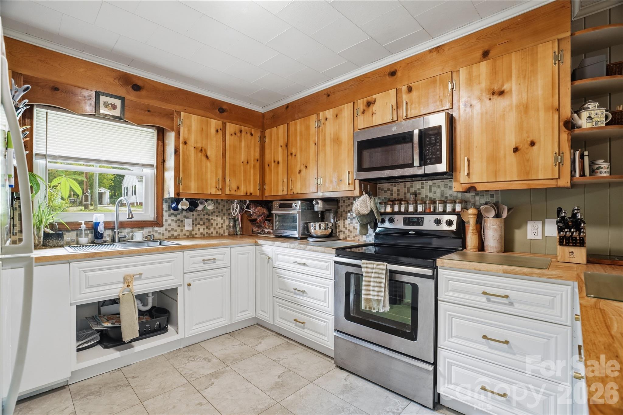605 W 19th Avenue — Gastonia