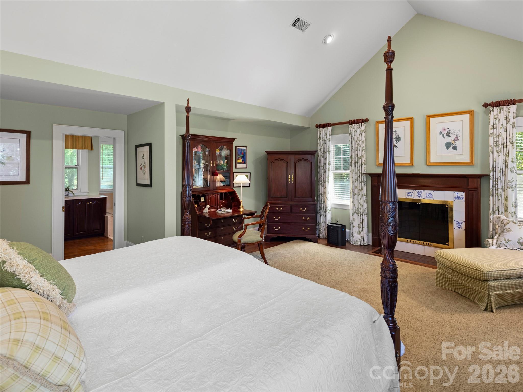 19 Blackwood Road — Asheville