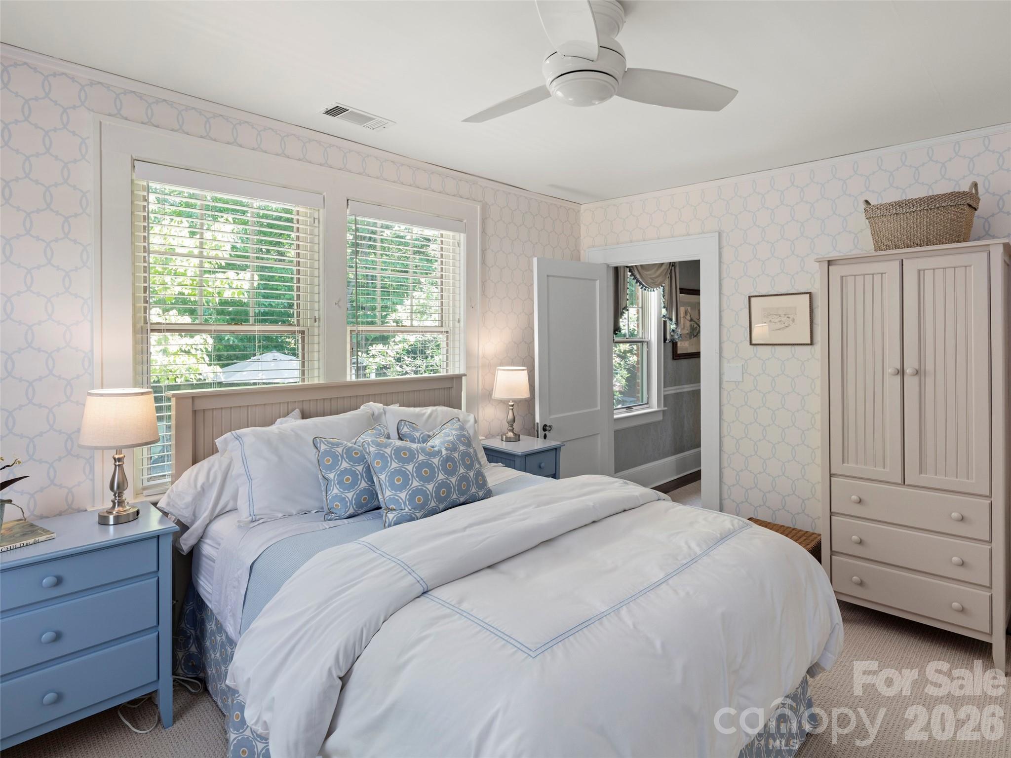 19 Blackwood Road — Asheville