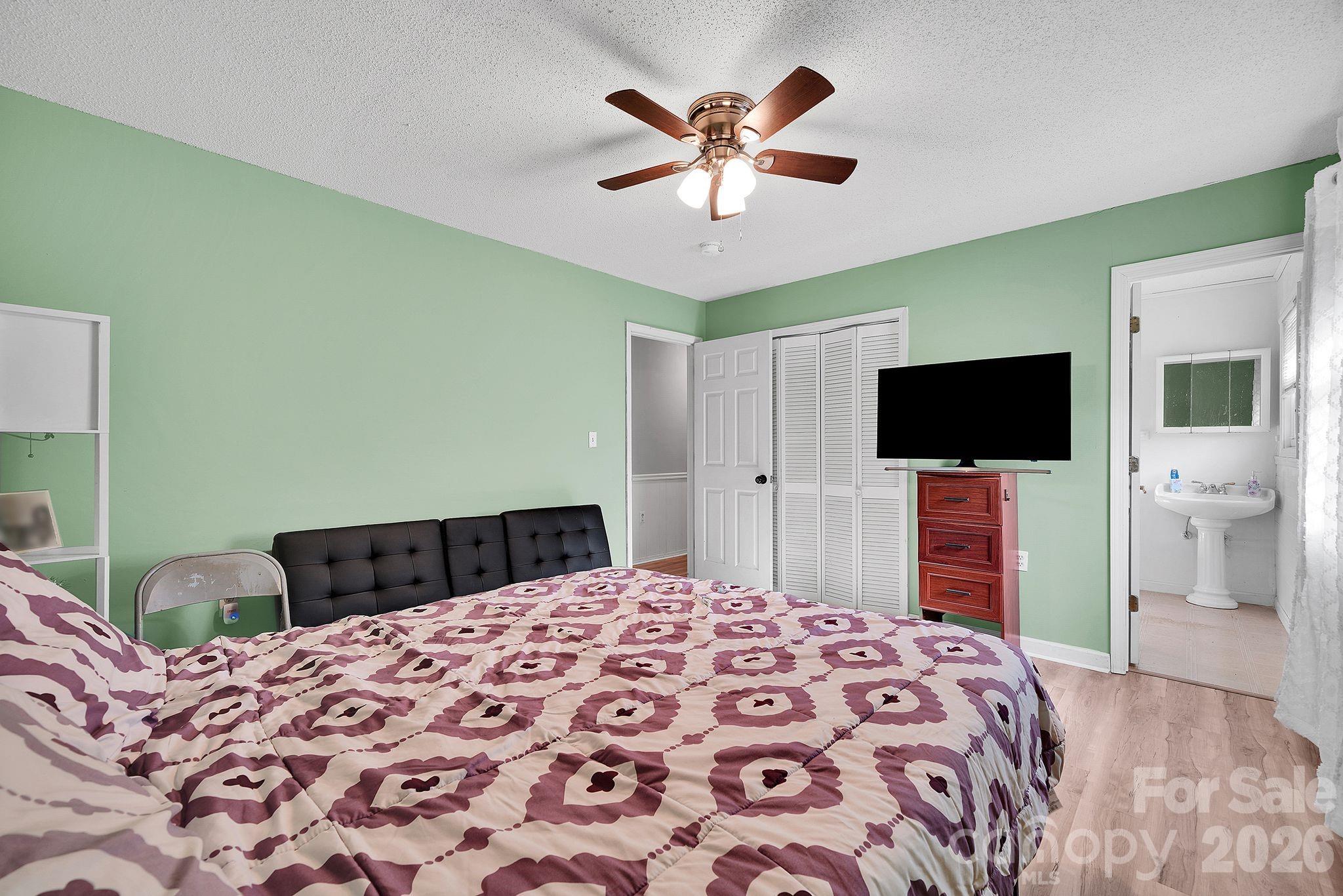 1260 Russell Road — Rock Hill