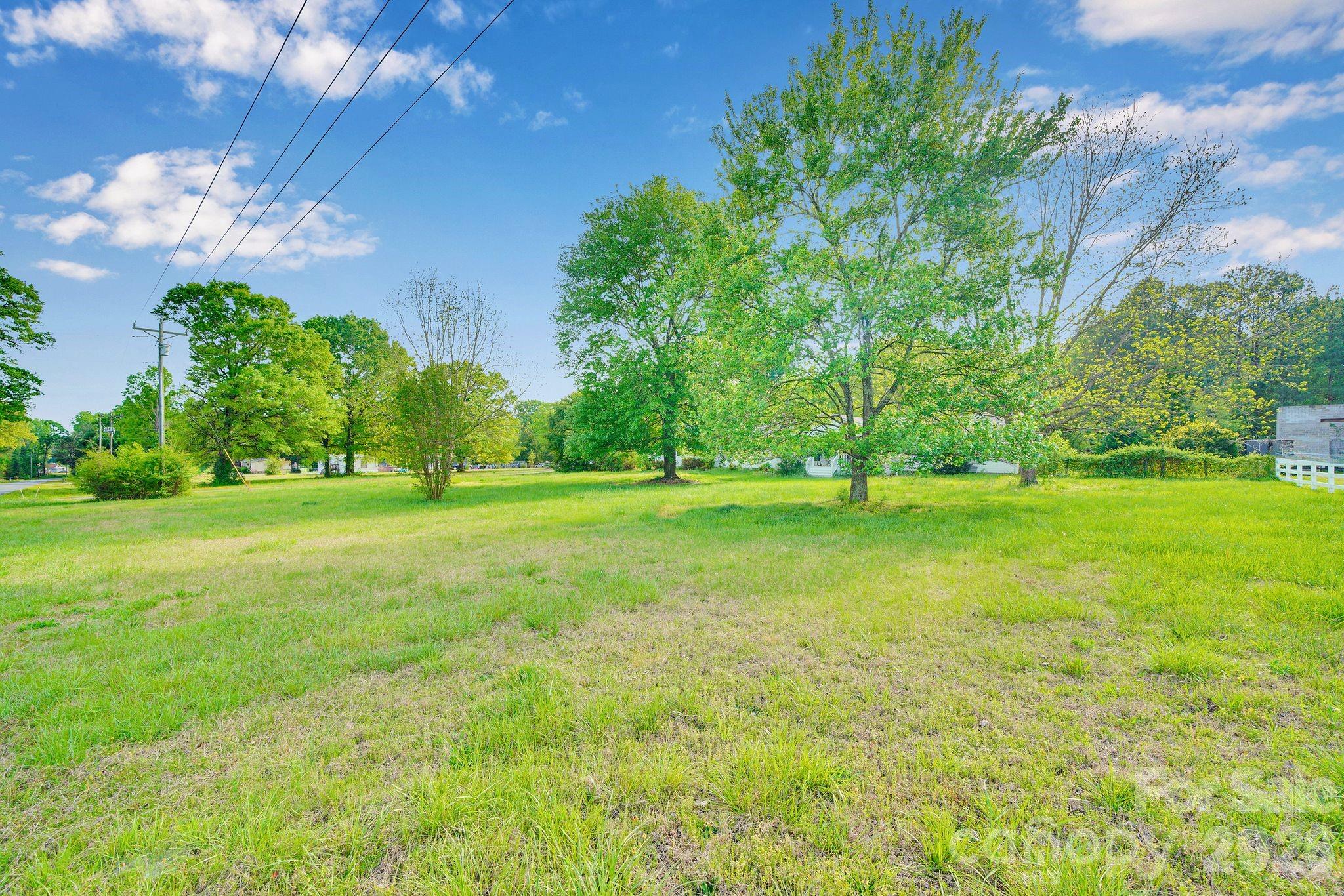 1260 Russell Road — Rock Hill