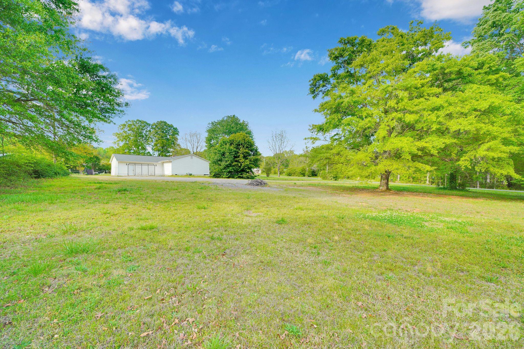 1260 Russell Road — Rock Hill