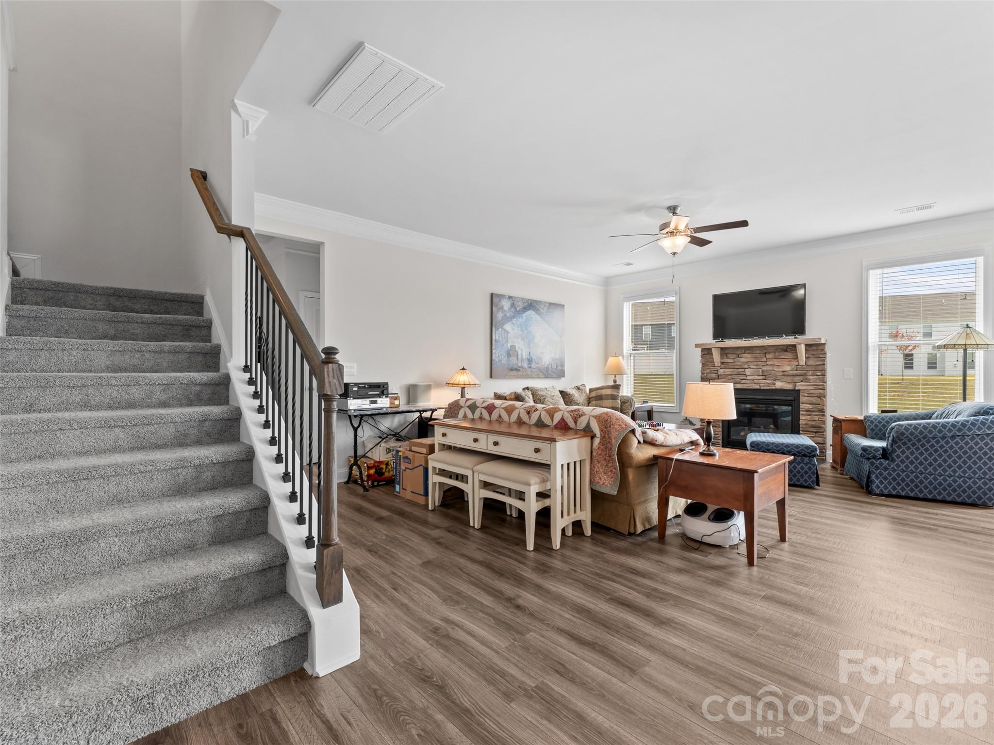 108 Thornberry Road — Hendersonville