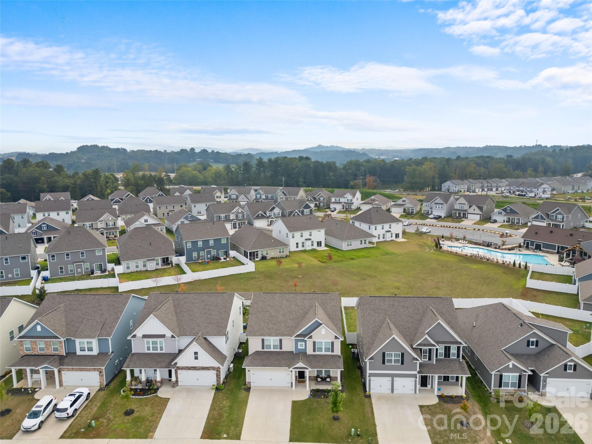 108 Thornberry Road — Hendersonville