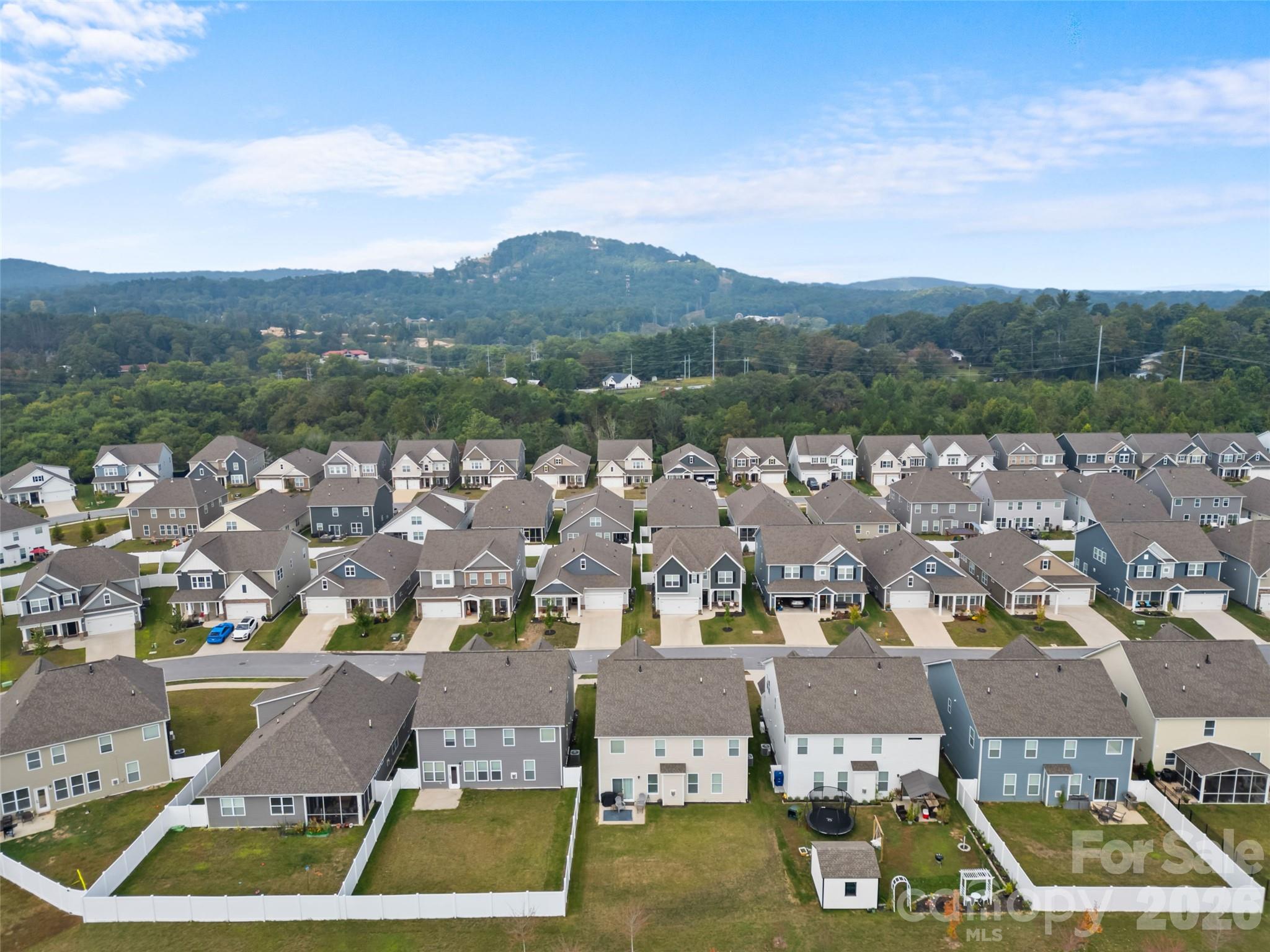 108 Thornberry Road — Hendersonville