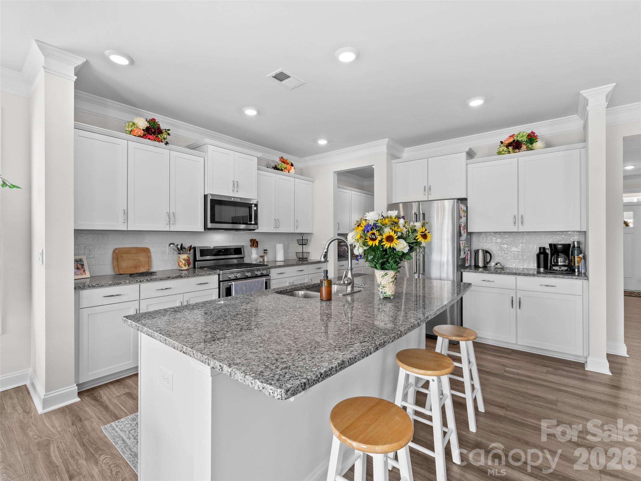 108 Thornberry Road — Hendersonville